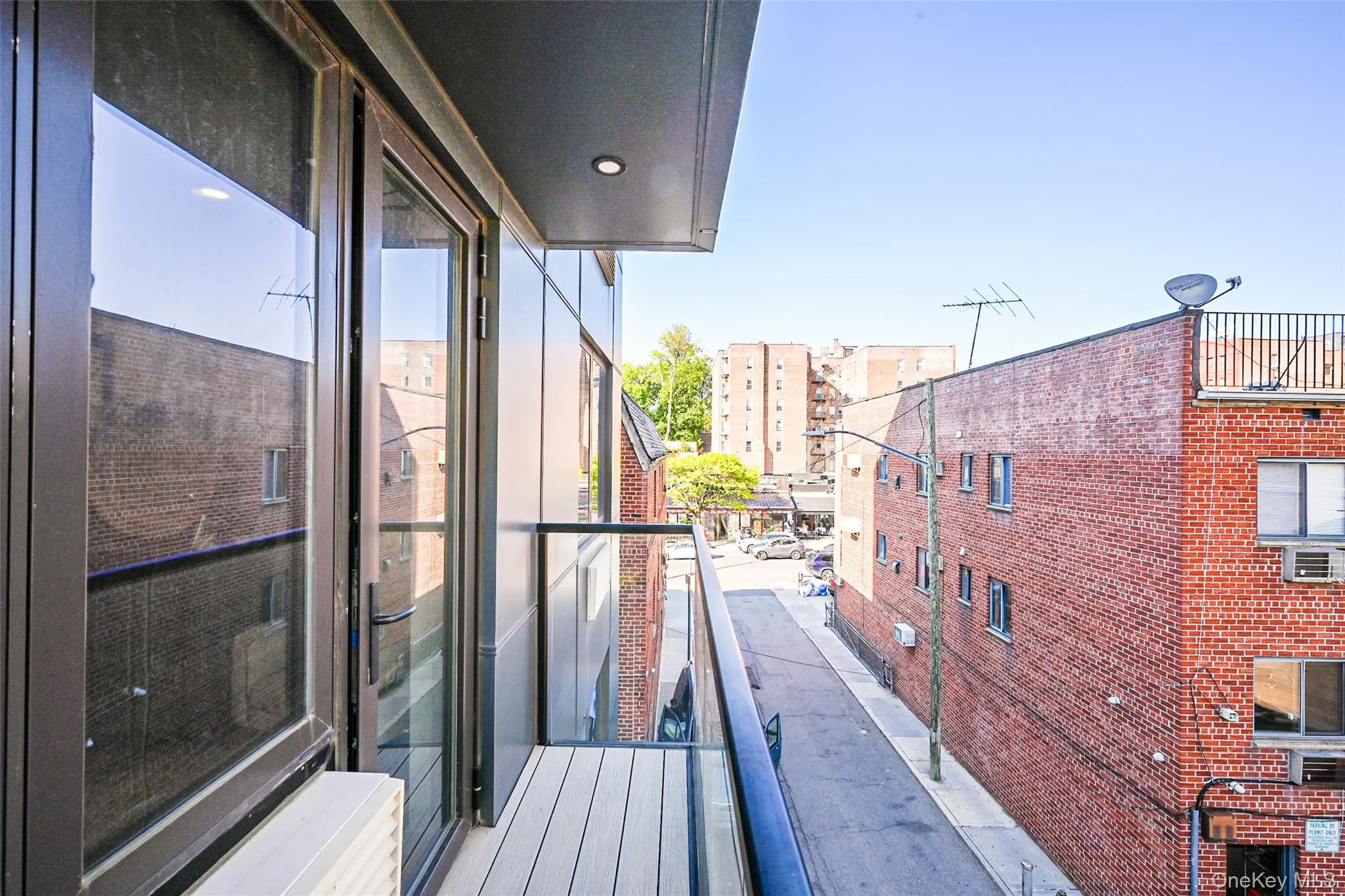 116-17 Grosvenor Lane, New York, NY, 2 Bedrooms Bedrooms, 5 Rooms Rooms,1 BathroomBathrooms,Residential,For Rent,Grosvenor,0,987657 116-17 Grosvenor Lane, New York, NY, 2 Bedrooms Bedrooms, 5 Rooms Rooms,1 BathroomBathrooms,Residential,For Rent,Grosvenor,0,987657