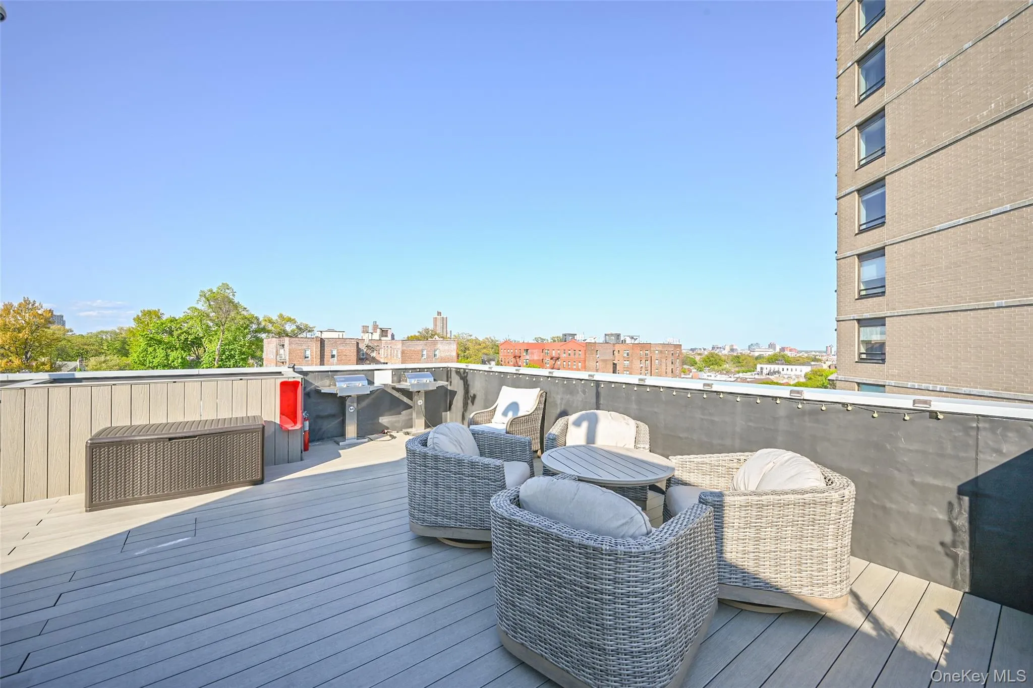 116-17 Grosvenor Lane, New York, NY, 2 Bedrooms Bedrooms, 5 Rooms Rooms,1 BathroomBathrooms,Residential,For Rent,Grosvenor,0,987657 116-17 Grosvenor Lane, New York, NY, 2 Bedrooms Bedrooms, 5 Rooms Rooms,1 BathroomBathrooms,Residential,For Rent,Grosvenor,0,987657