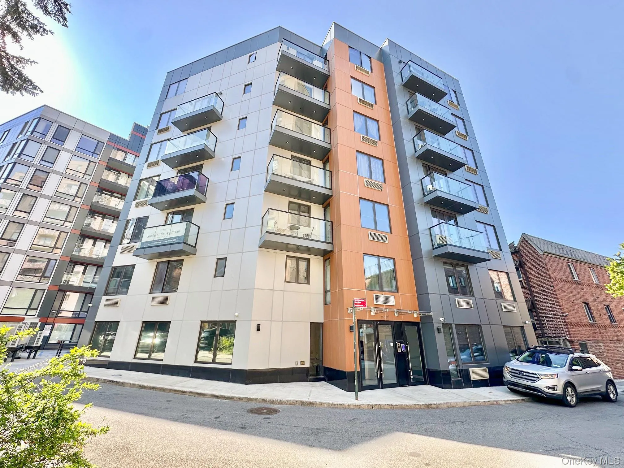 116-17 Grosvenor Lane, New York, NY, 2 Bedrooms Bedrooms, 5 Rooms Rooms,1 BathroomBathrooms,Residential,For Rent,Grosvenor,0,987657 116-17 Grosvenor Lane, New York, NY, 2 Bedrooms Bedrooms, 5 Rooms Rooms,1 BathroomBathrooms,Residential,For Rent,Grosvenor,0,987657