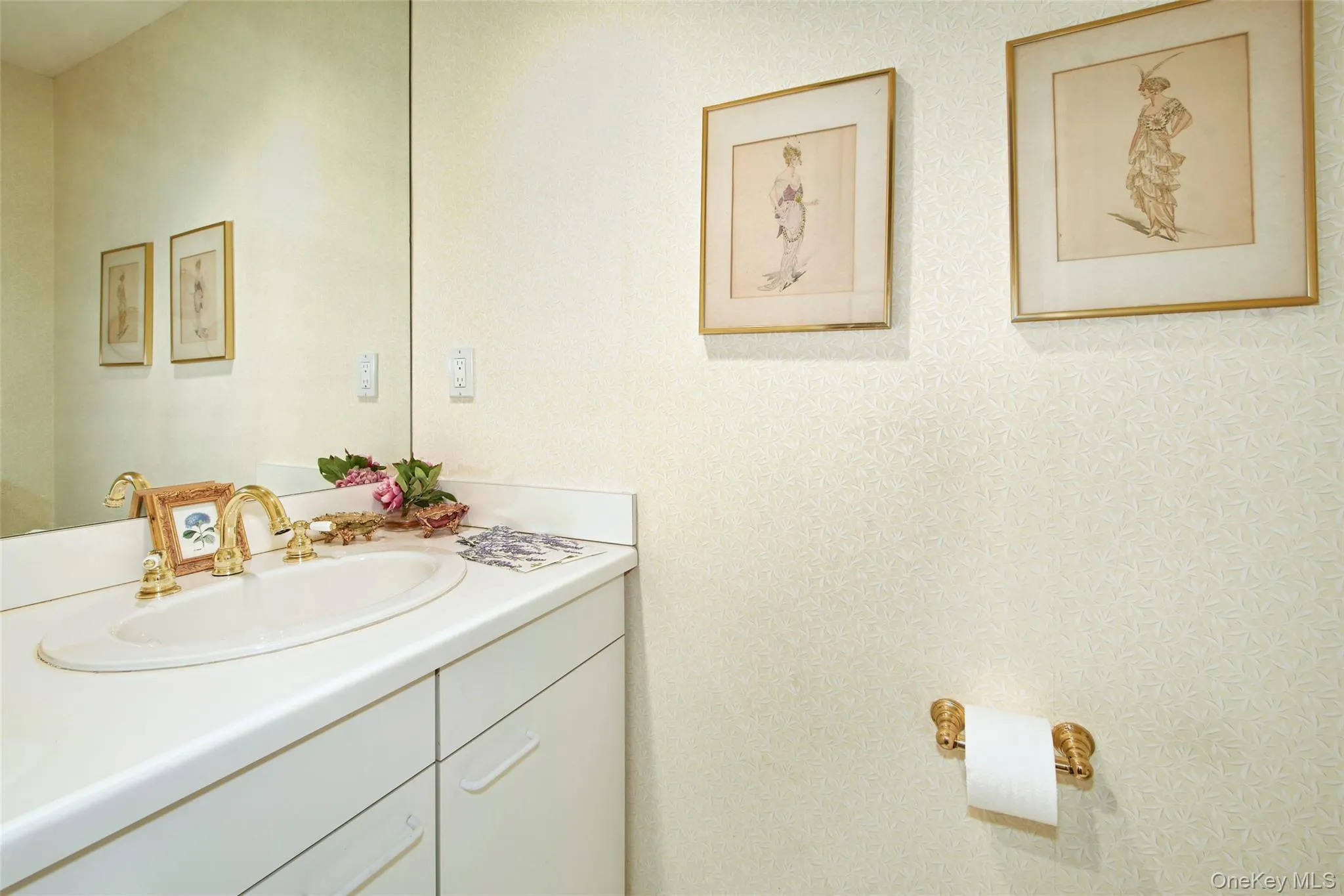 Powder Room Powder Room