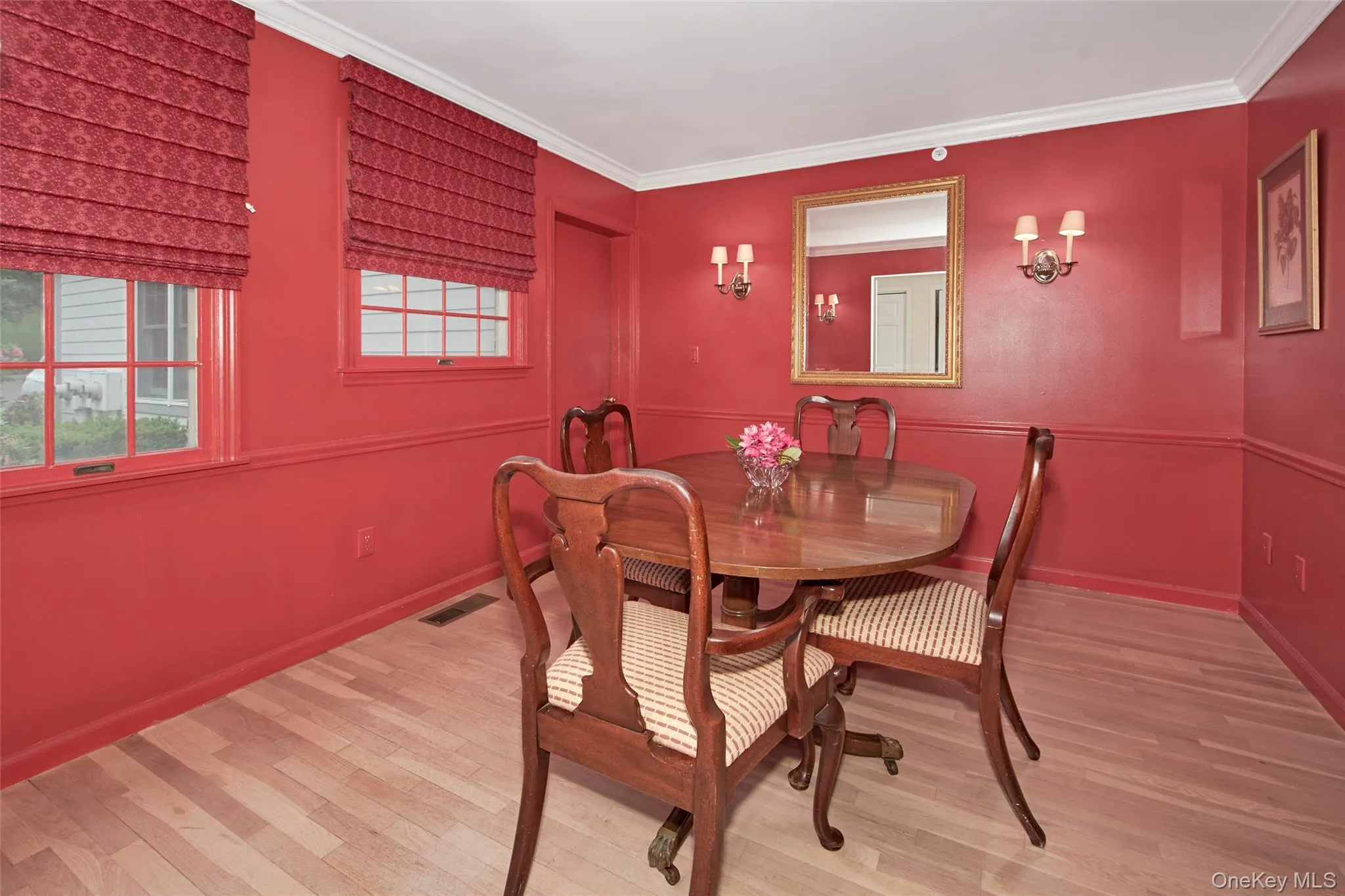 Dining Room or Den/Office off front Entryway. Door to the Garage Dining Room or Den/Office off front Entryway. Door to the Garage