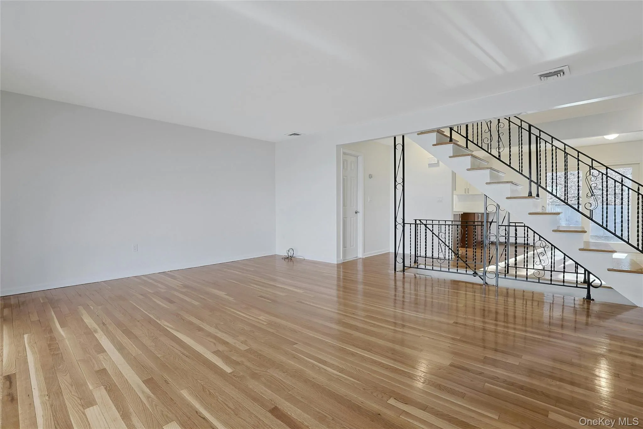 15 Longview Court, Orangetown, NY, 3 Bedrooms Bedrooms, 11 Rooms Rooms,2 BathroomsBathrooms,Residential Lease,For Rent,Longview,0,987689 15 Longview Court, Orangetown, NY, 3 Bedrooms Bedrooms, 11 Rooms Rooms,2 BathroomsBathrooms,Residential Lease,For Rent,Longview,0,987689
