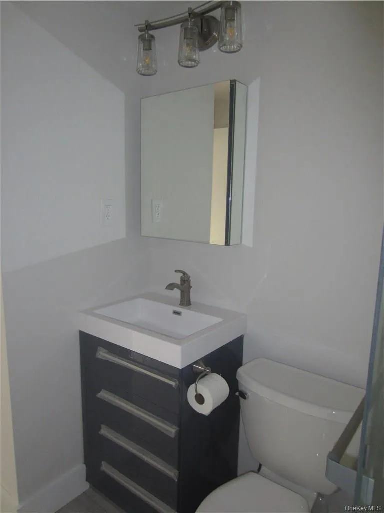 123 Mamaroneck Avenue, Mamaroneck, NY, 2 Bedrooms Bedrooms, 4 Rooms Rooms,2 BathroomsBathrooms,Residential Lease,For Rent,Mamaroneck,0,987698 123 Mamaroneck Avenue, Mamaroneck, NY, 2 Bedrooms Bedrooms, 4 Rooms Rooms,2 BathroomsBathrooms,Residential Lease,For Rent,Mamaroneck,0,987698