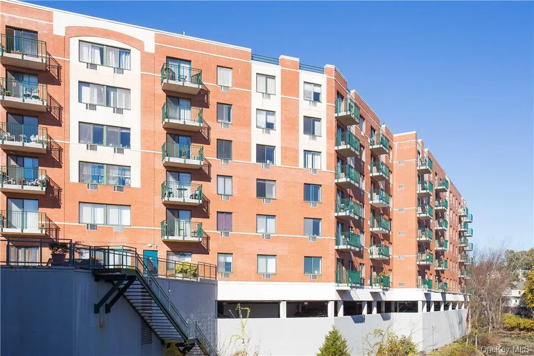 123 Mamaroneck Avenue, Mamaroneck, NY, 2 Bedrooms Bedrooms, 4 Rooms Rooms,2 BathroomsBathrooms,Residential Lease,For Rent,Mamaroneck,0,987698 123 Mamaroneck Avenue, Mamaroneck, NY, 2 Bedrooms Bedrooms, 4 Rooms Rooms,2 BathroomsBathrooms,Residential Lease,For Rent,Mamaroneck,0,987698