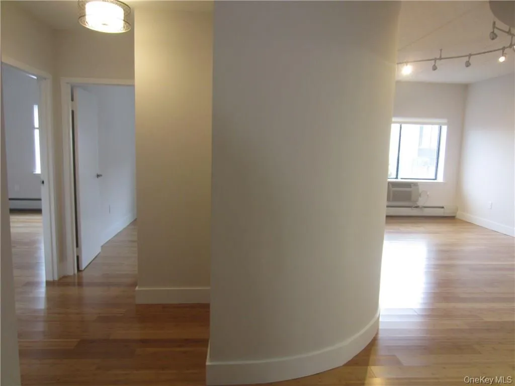 123 Mamaroneck Avenue, Mamaroneck, NY, 2 Bedrooms Bedrooms, 4 Rooms Rooms,2 BathroomsBathrooms,Residential Lease,For Rent,Mamaroneck,0,987698 123 Mamaroneck Avenue, Mamaroneck, NY, 2 Bedrooms Bedrooms, 4 Rooms Rooms,2 BathroomsBathrooms,Residential Lease,For Rent,Mamaroneck,0,987698