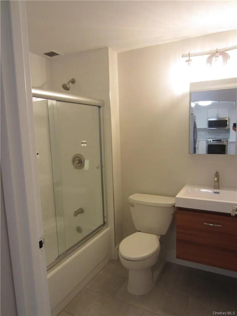 Powder Room Powder Room