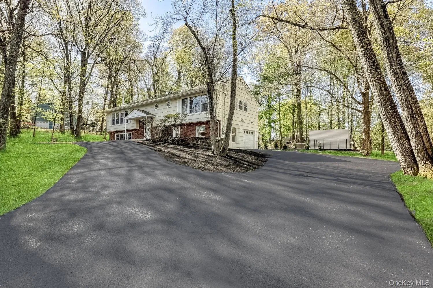 129 Willow Tree Road, Ramapo, NY, 5 Bedrooms Bedrooms, 10 Rooms Rooms,4 BathroomsBathrooms,Residential Sale,For Rent,Willow Tree,0,987703 129 Willow Tree Road, Ramapo, NY, 5 Bedrooms Bedrooms, 10 Rooms Rooms,4 BathroomsBathrooms,Residential Sale,For Rent,Willow Tree,0,987703