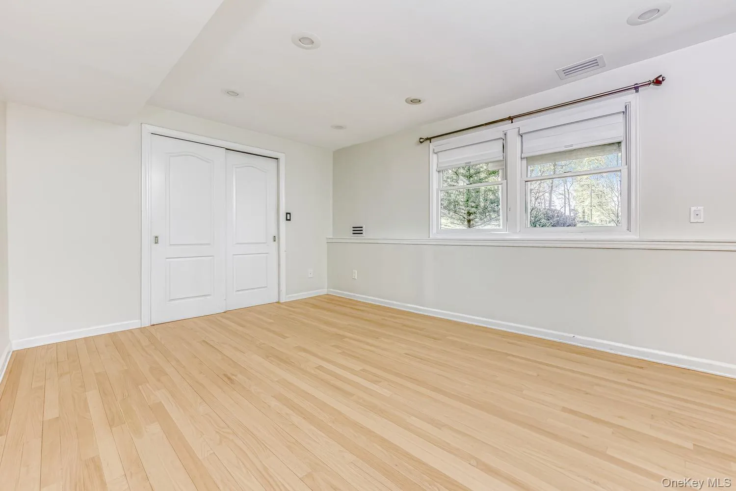 129 Willow Tree Road, Ramapo, NY, 5 Bedrooms Bedrooms, 10 Rooms Rooms,4 BathroomsBathrooms,Residential Sale,For Rent,Willow Tree,0,987703 129 Willow Tree Road, Ramapo, NY, 5 Bedrooms Bedrooms, 10 Rooms Rooms,4 BathroomsBathrooms,Residential Sale,For Rent,Willow Tree,0,987703