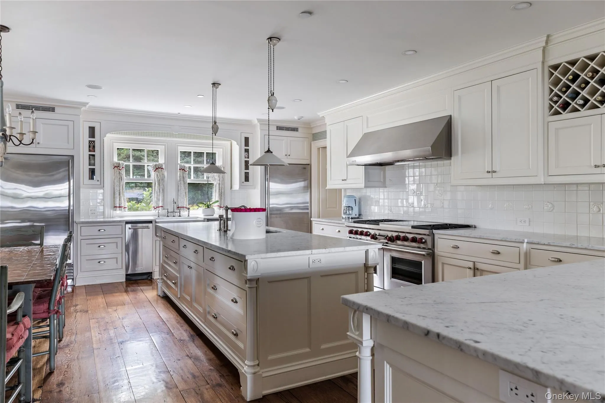 75 Cove Neck Road, Oyster Bay, NY, 6 Bedrooms Bedrooms, 12 Rooms Rooms,5 BathroomsBathrooms,Residential,For Rent,Cove Neck,0,987710 75 Cove Neck Road, Oyster Bay, NY, 6 Bedrooms Bedrooms, 12 Rooms Rooms,5 BathroomsBathrooms,Residential,For Rent,Cove Neck,0,987710