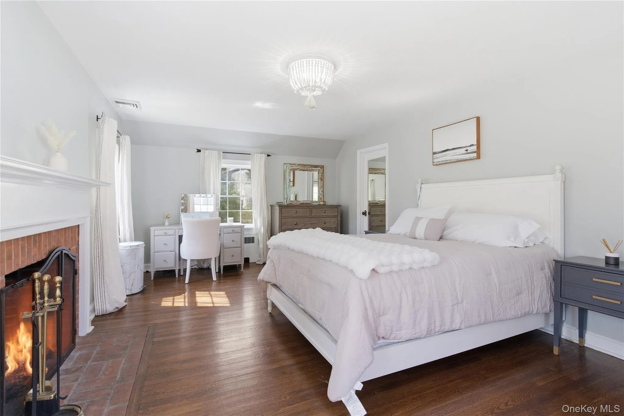 395 Neck Road, Huntington, NY, 4 Bedrooms Bedrooms, 10 Rooms Rooms,3 BathroomsBathrooms,Residential,For Rent,Neck,0,987719 395 Neck Road, Huntington, NY, 4 Bedrooms Bedrooms, 10 Rooms Rooms,3 BathroomsBathrooms,Residential,For Rent,Neck,0,987719