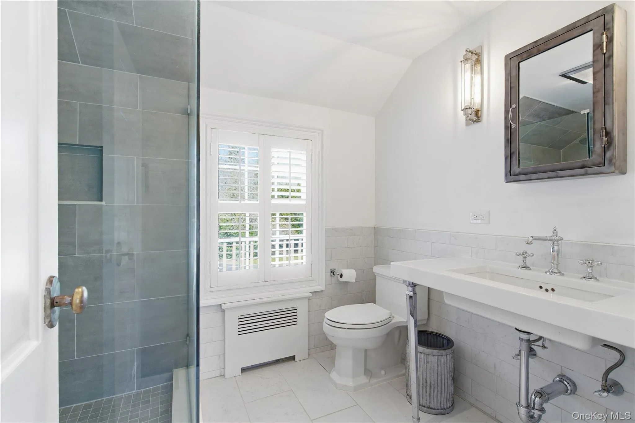 395 Neck Road, Huntington, NY, 4 Bedrooms Bedrooms, 10 Rooms Rooms,3 BathroomsBathrooms,Residential,For Rent,Neck,0,987719 395 Neck Road, Huntington, NY, 4 Bedrooms Bedrooms, 10 Rooms Rooms,3 BathroomsBathrooms,Residential,For Rent,Neck,0,987719