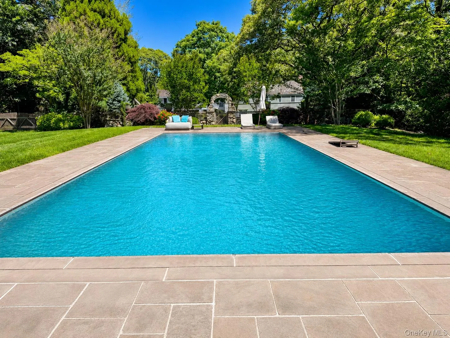 395 Neck Road, Huntington, NY, 4 Bedrooms Bedrooms, 10 Rooms Rooms,3 BathroomsBathrooms,Residential,For Rent,Neck,0,987719 395 Neck Road, Huntington, NY, 4 Bedrooms Bedrooms, 10 Rooms Rooms,3 BathroomsBathrooms,Residential,For Rent,Neck,0,987719