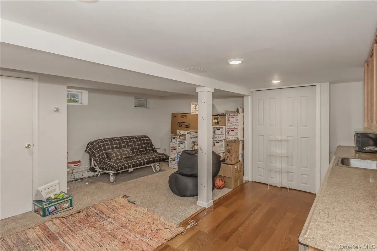 4311 Westmoreland Street, New York, NY, 4 Bedrooms Bedrooms, 7 Rooms Rooms,2 BathroomsBathrooms,Residential,For Rent,Westmoreland,0,987724 4311 Westmoreland Street, New York, NY, 4 Bedrooms Bedrooms, 7 Rooms Rooms,2 BathroomsBathrooms,Residential,For Rent,Westmoreland,0,987724