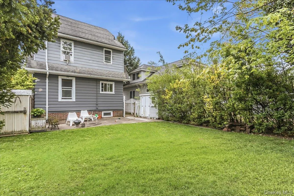 4311 Westmoreland Street, New York, NY, 4 Bedrooms Bedrooms, 7 Rooms Rooms,2 BathroomsBathrooms,Residential,For Rent,Westmoreland,0,987724 4311 Westmoreland Street, New York, NY, 4 Bedrooms Bedrooms, 7 Rooms Rooms,2 BathroomsBathrooms,Residential,For Rent,Westmoreland,0,987724
