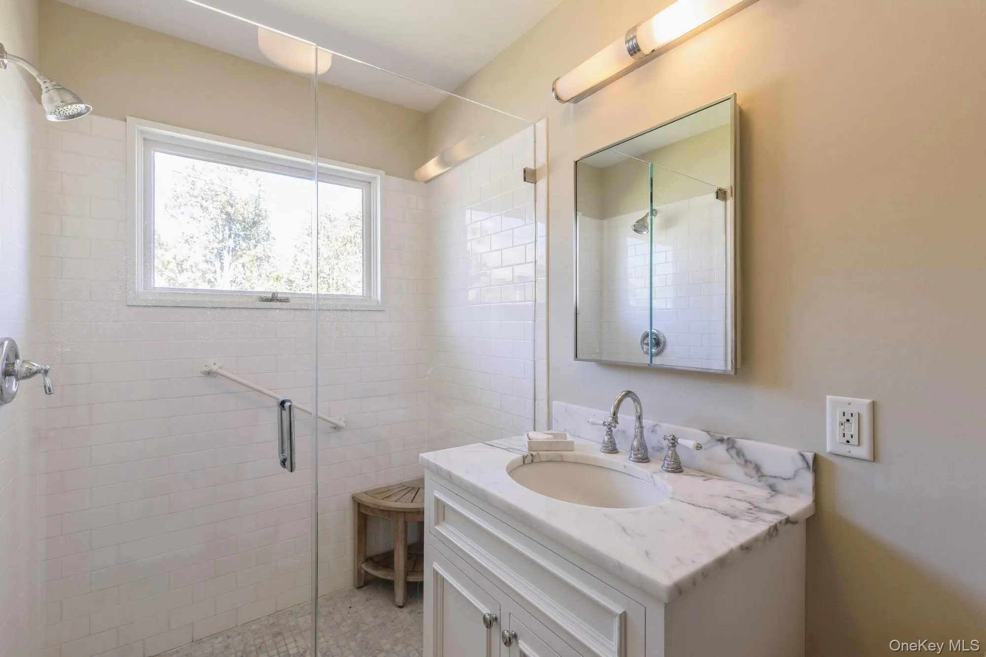 29 Alden Lane, Southampton, NY, 4 Bedrooms Bedrooms, 12 Rooms Rooms,4 BathroomsBathrooms,Residential Lease,For Rent,Alden,0,987726 29 Alden Lane, Southampton, NY, 4 Bedrooms Bedrooms, 12 Rooms Rooms,4 BathroomsBathrooms,Residential Lease,For Rent,Alden,0,987726