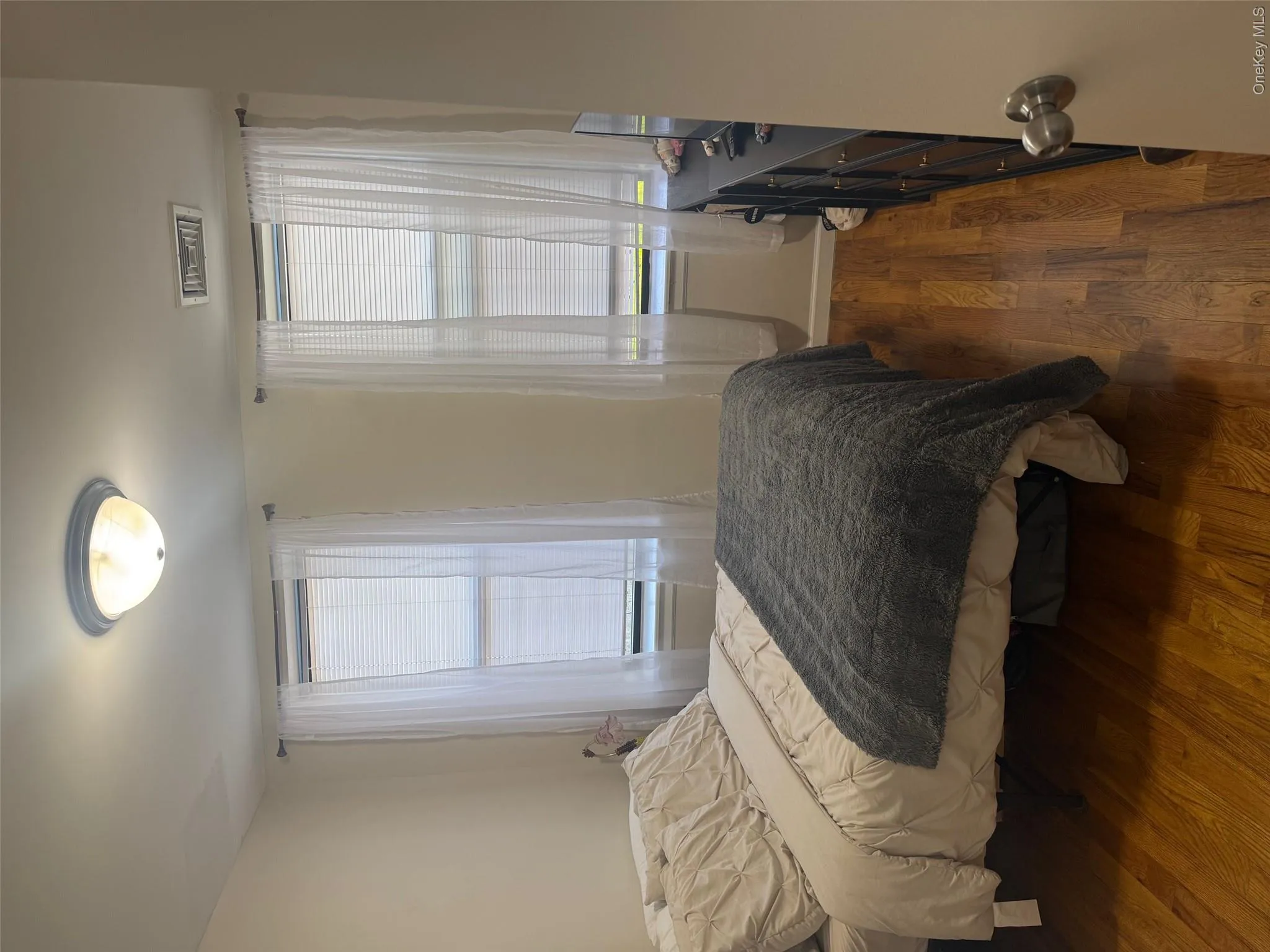 1217 Jericho Turnpike, North Hempstead, NY, 2 Bedrooms Bedrooms, 4 Rooms Rooms,1 BathroomBathrooms,Residential Lease,For Rent,Jericho,0,987733 1217 Jericho Turnpike, North Hempstead, NY, 2 Bedrooms Bedrooms, 4 Rooms Rooms,1 BathroomBathrooms,Residential Lease,For Rent,Jericho,0,987733