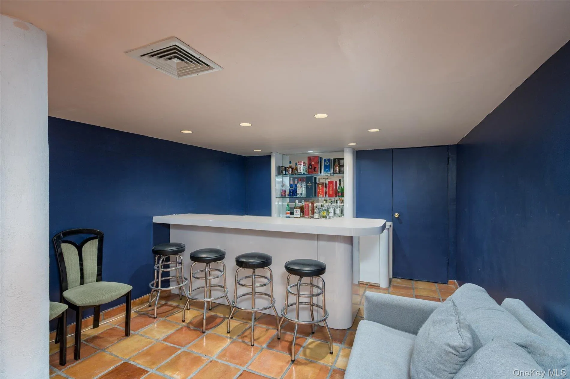 25 Princeton Drive, Oyster Bay, NY, 4 Bedrooms Bedrooms, 8 Rooms Rooms,3 BathroomsBathrooms,Residential,For Rent,Princeton,0,987735 25 Princeton Drive, Oyster Bay, NY, 4 Bedrooms Bedrooms, 8 Rooms Rooms,3 BathroomsBathrooms,Residential,For Rent,Princeton,0,987735