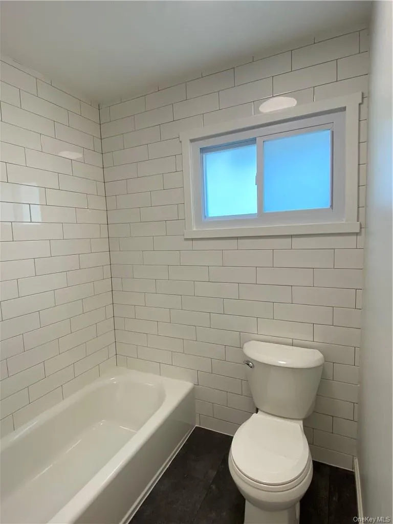 18 Mountain Road, Tuxedo, NY, 1 Bedroom Bedrooms, 4 Rooms Rooms,1 BathroomBathrooms,Residential Lease,For Rent,Mountain,0,987748 18 Mountain Road, Tuxedo, NY, 1 Bedroom Bedrooms, 4 Rooms Rooms,1 BathroomBathrooms,Residential Lease,For Rent,Mountain,0,987748