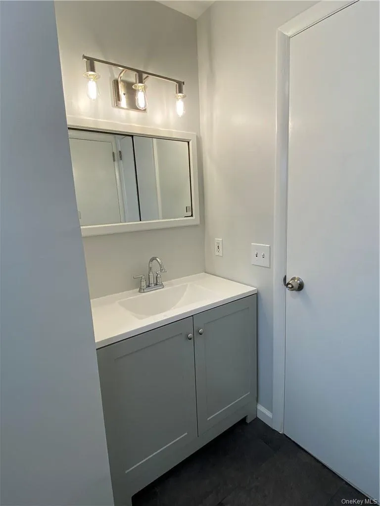 18 Mountain Road, Tuxedo, NY, 1 Bedroom Bedrooms, 4 Rooms Rooms,1 BathroomBathrooms,Residential Lease,For Rent,Mountain,0,987748 18 Mountain Road, Tuxedo, NY, 1 Bedroom Bedrooms, 4 Rooms Rooms,1 BathroomBathrooms,Residential Lease,For Rent,Mountain,0,987748
