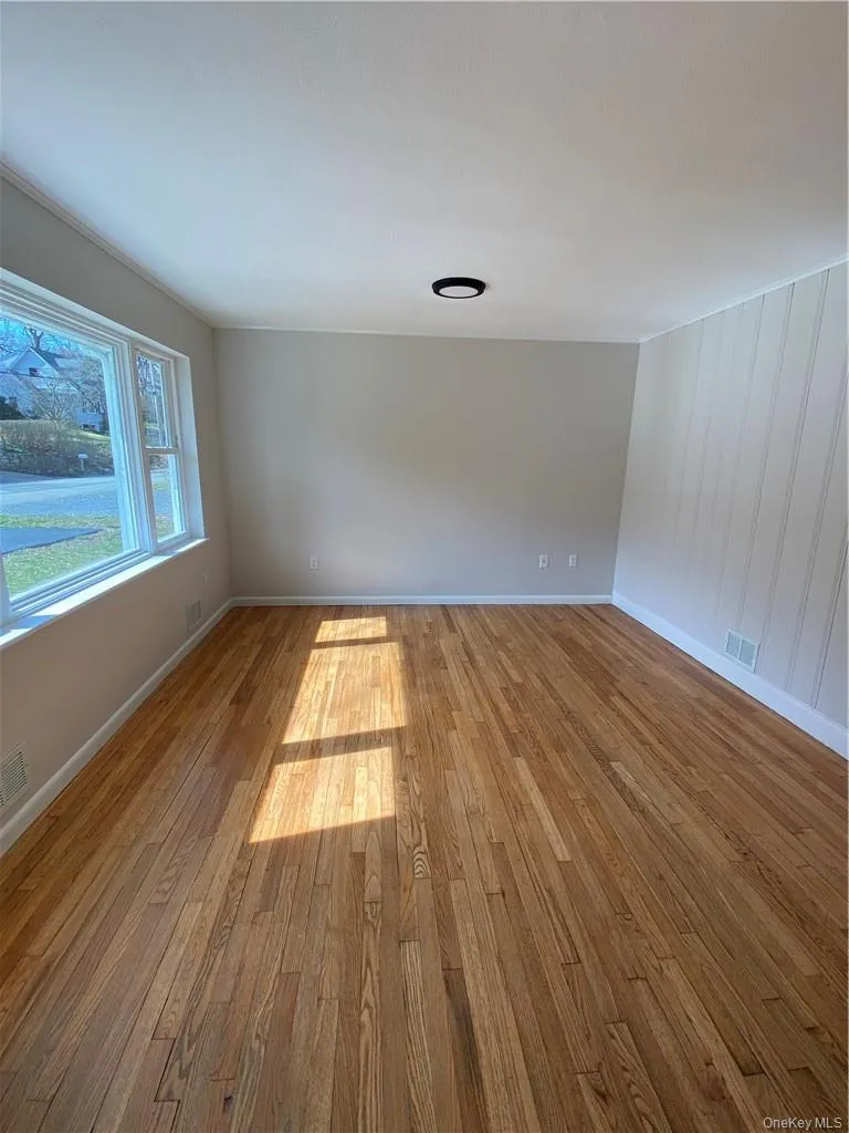 18 Mountain Road, Tuxedo, NY, 1 Bedroom Bedrooms, 4 Rooms Rooms,1 BathroomBathrooms,Residential Lease,For Rent,Mountain,0,987748 18 Mountain Road, Tuxedo, NY, 1 Bedroom Bedrooms, 4 Rooms Rooms,1 BathroomBathrooms,Residential Lease,For Rent,Mountain,0,987748