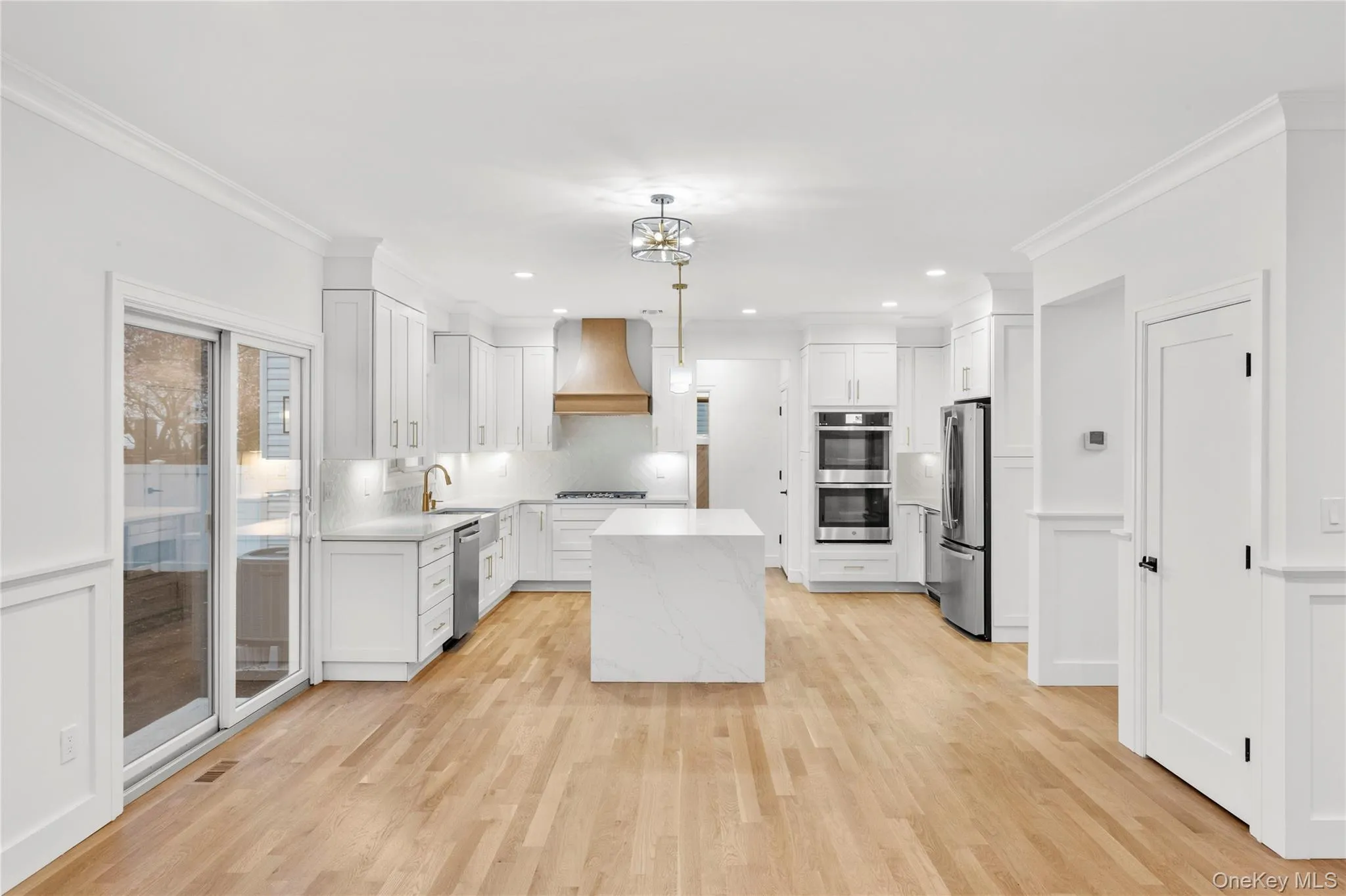 12 Patience Lane, Hempstead, NY, 5 Bedrooms Bedrooms, 9 Rooms Rooms,4 BathroomsBathrooms,Residential,For Rent,Patience,0,987750 12 Patience Lane, Hempstead, NY, 5 Bedrooms Bedrooms, 9 Rooms Rooms,4 BathroomsBathrooms,Residential,For Rent,Patience,0,987750