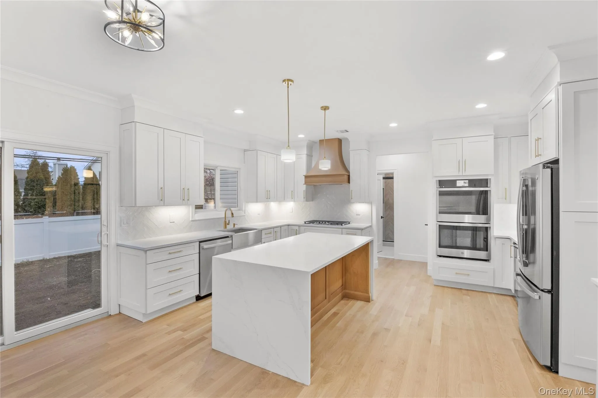 12 Patience Lane, Hempstead, NY, 5 Bedrooms Bedrooms, 9 Rooms Rooms,4 BathroomsBathrooms,Residential,For Rent,Patience,0,987750 12 Patience Lane, Hempstead, NY, 5 Bedrooms Bedrooms, 9 Rooms Rooms,4 BathroomsBathrooms,Residential,For Rent,Patience,0,987750