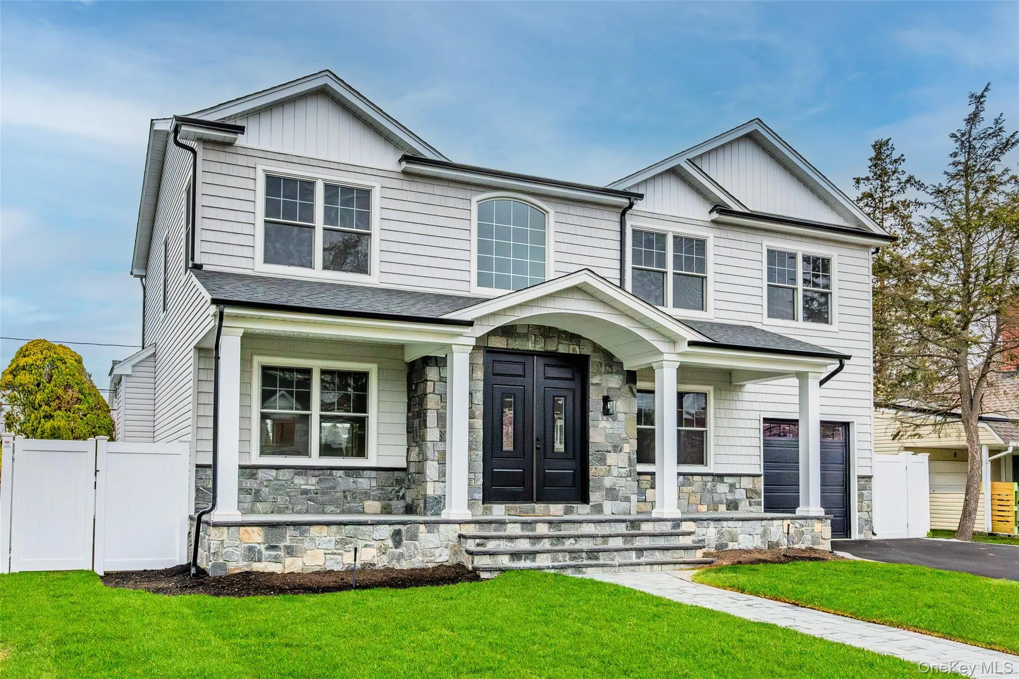 12 Patience Lane, Hempstead, NY, 5 Bedrooms Bedrooms, 9 Rooms Rooms,4 BathroomsBathrooms,Residential,For Rent,Patience,0,987750 12 Patience Lane, Hempstead, NY, 5 Bedrooms Bedrooms, 9 Rooms Rooms,4 BathroomsBathrooms,Residential,For Rent,Patience,0,987750