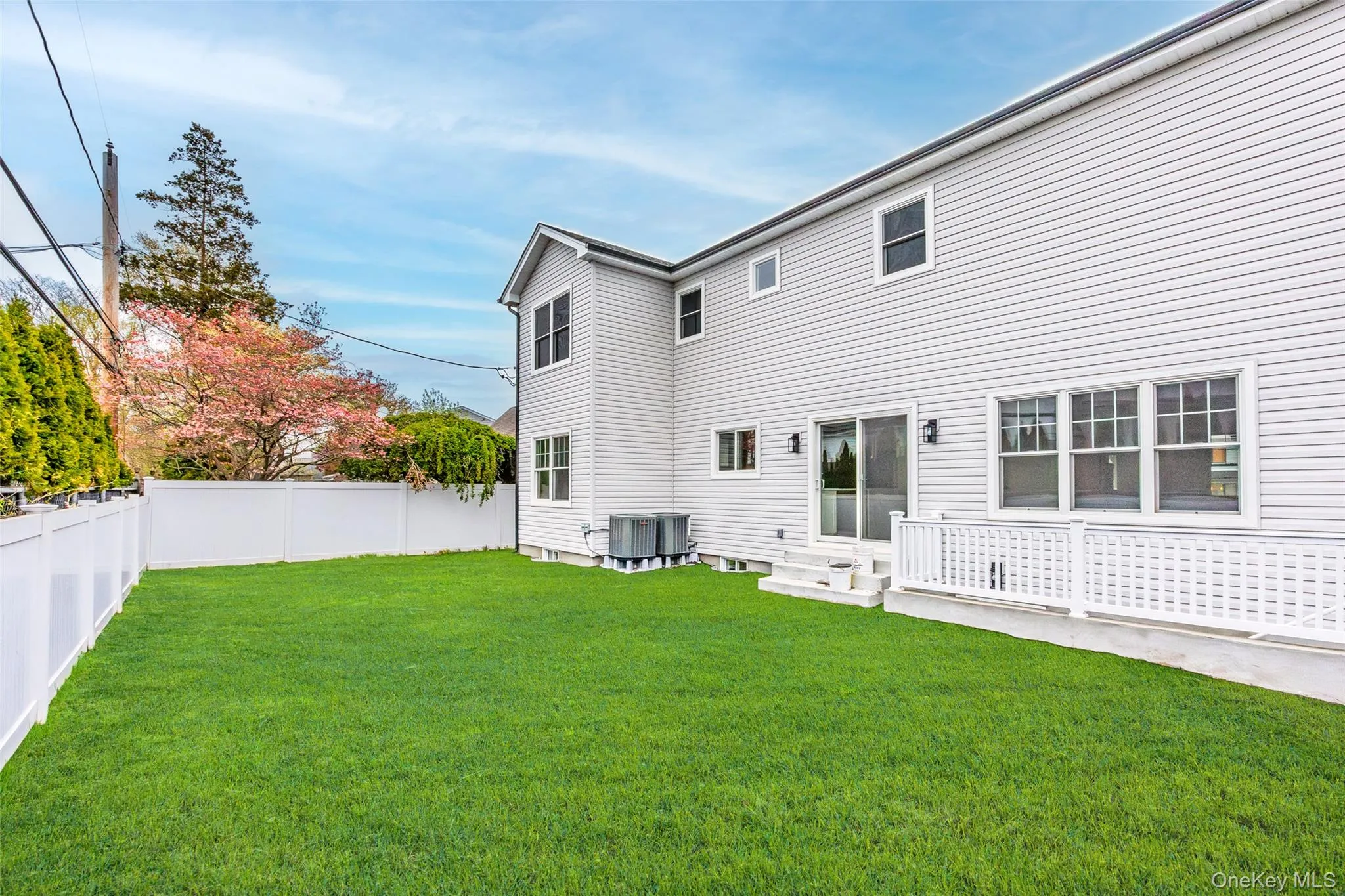 12 Patience Lane, Hempstead, NY, 5 Bedrooms Bedrooms, 9 Rooms Rooms,4 BathroomsBathrooms,Residential,For Rent,Patience,0,987750 12 Patience Lane, Hempstead, NY, 5 Bedrooms Bedrooms, 9 Rooms Rooms,4 BathroomsBathrooms,Residential,For Rent,Patience,0,987750