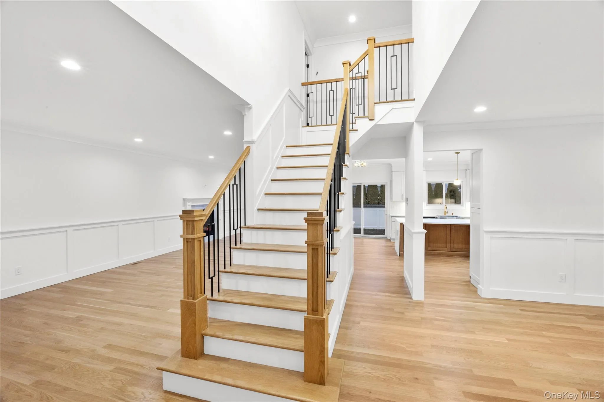 12 Patience Lane, Hempstead, NY, 5 Bedrooms Bedrooms, 9 Rooms Rooms,4 BathroomsBathrooms,Residential,For Rent,Patience,0,987750 12 Patience Lane, Hempstead, NY, 5 Bedrooms Bedrooms, 9 Rooms Rooms,4 BathroomsBathrooms,Residential,For Rent,Patience,0,987750