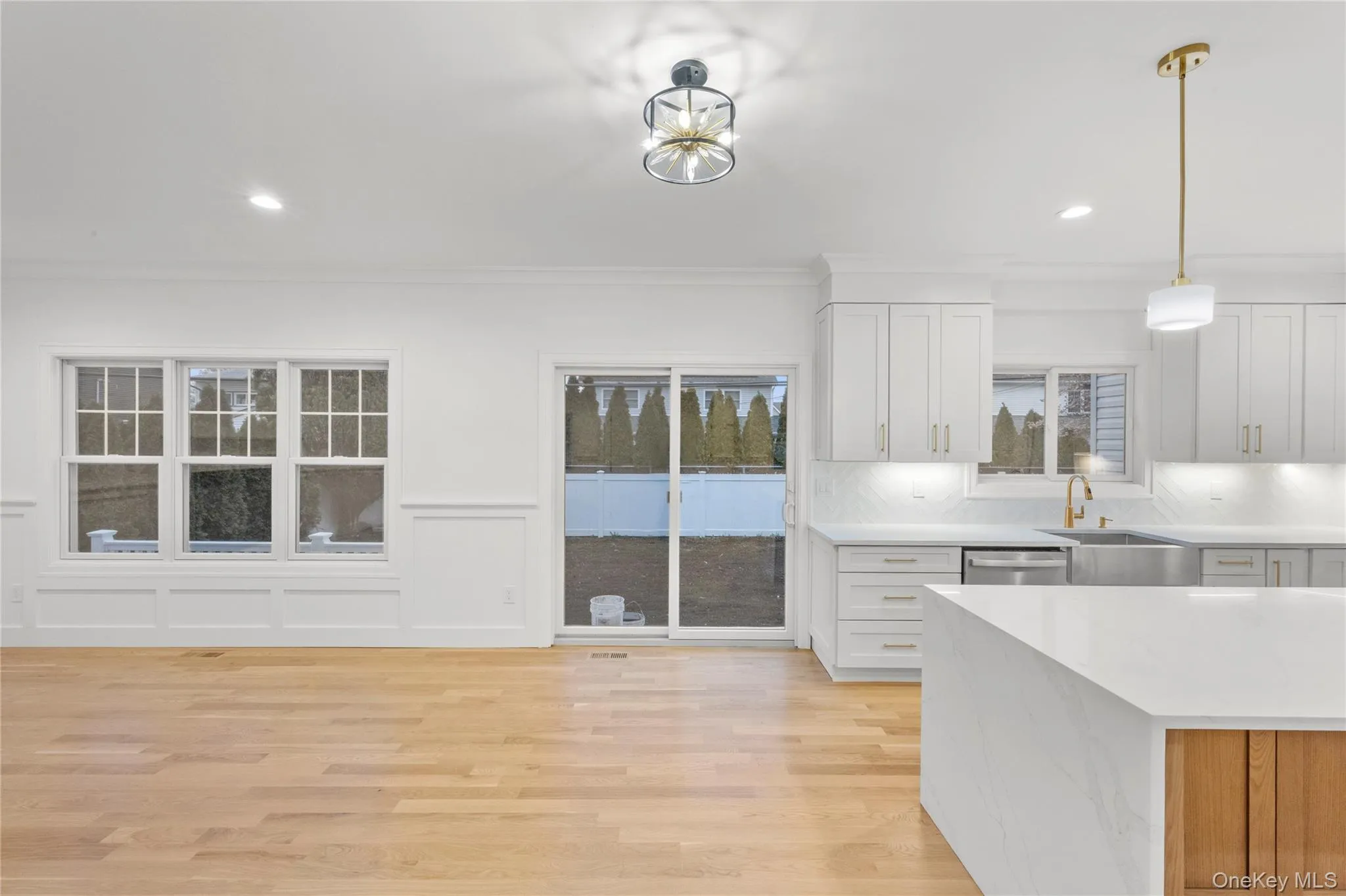 12 Patience Lane, Hempstead, NY, 5 Bedrooms Bedrooms, 9 Rooms Rooms,4 BathroomsBathrooms,Residential,For Rent,Patience,0,987750 12 Patience Lane, Hempstead, NY, 5 Bedrooms Bedrooms, 9 Rooms Rooms,4 BathroomsBathrooms,Residential,For Rent,Patience,0,987750