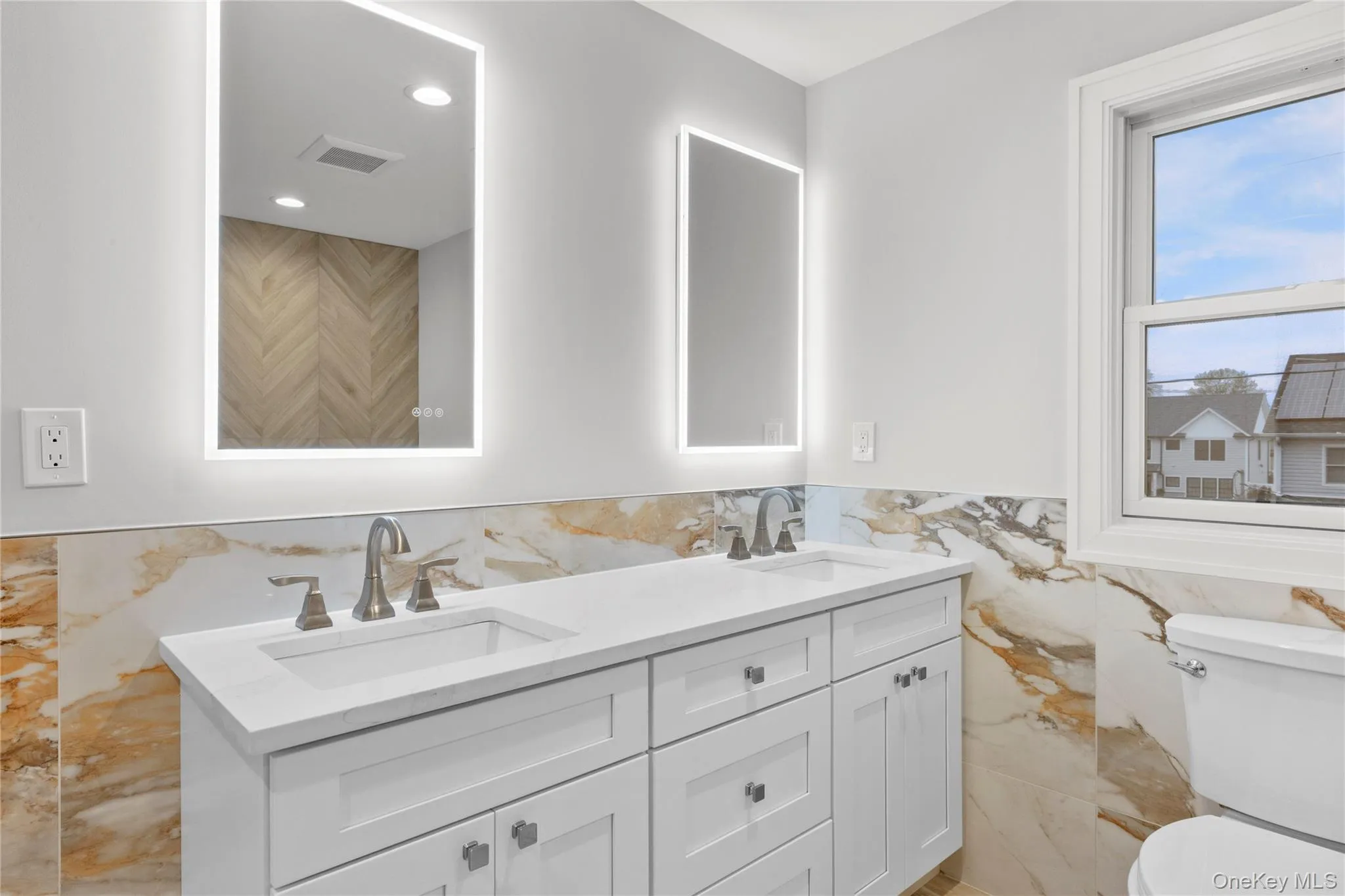 12 Patience Lane, Hempstead, NY, 5 Bedrooms Bedrooms, 9 Rooms Rooms,4 BathroomsBathrooms,Residential,For Rent,Patience,0,987750 12 Patience Lane, Hempstead, NY, 5 Bedrooms Bedrooms, 9 Rooms Rooms,4 BathroomsBathrooms,Residential,For Rent,Patience,0,987750