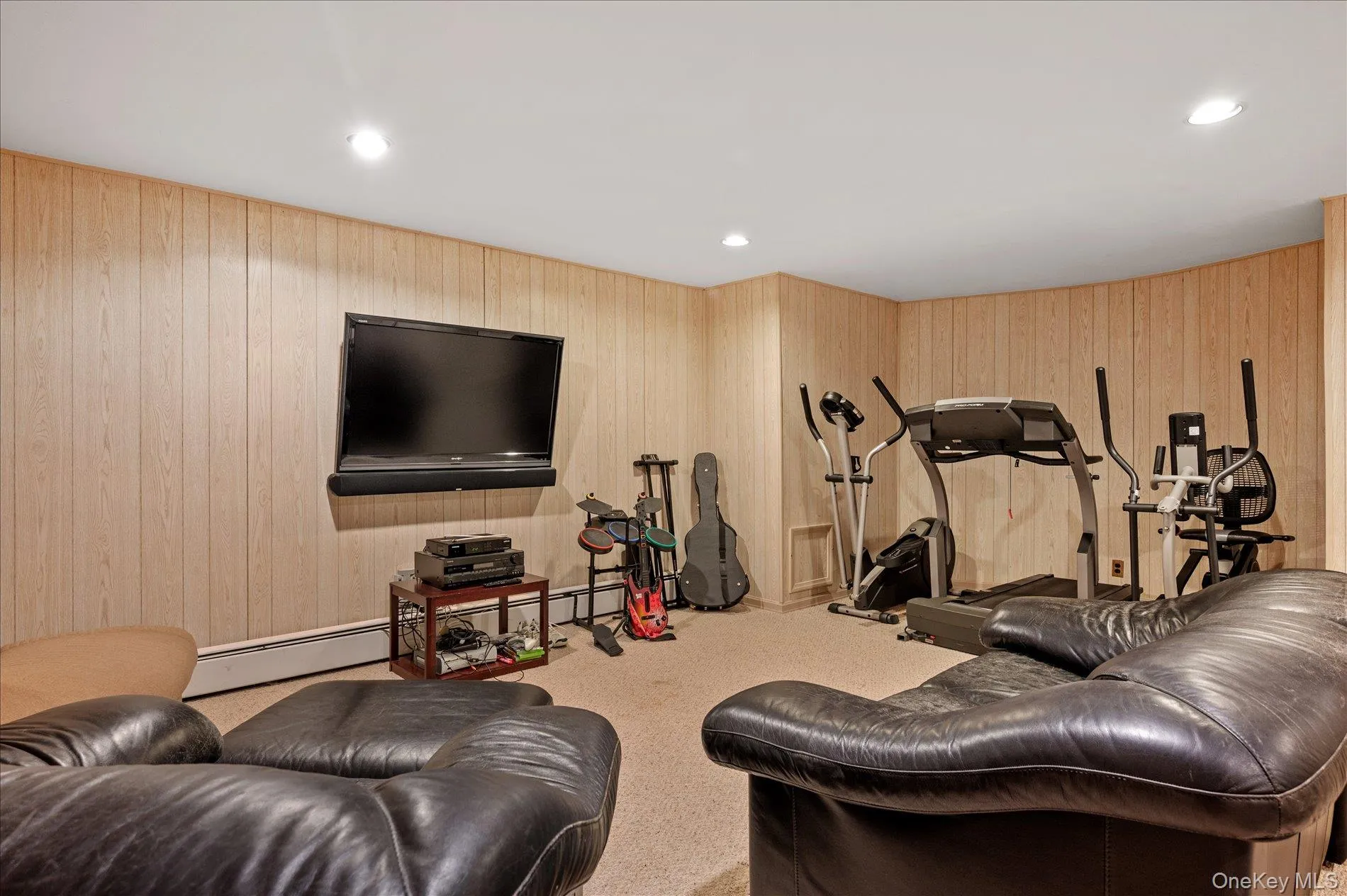 14 Pine Drive, Oyster Bay, NY, 4 Bedrooms Bedrooms, 14 Rooms Rooms,4 BathroomsBathrooms,Residential,For Rent,Pine,0,987761 14 Pine Drive, Oyster Bay, NY, 4 Bedrooms Bedrooms, 14 Rooms Rooms,4 BathroomsBathrooms,Residential,For Rent,Pine,0,987761