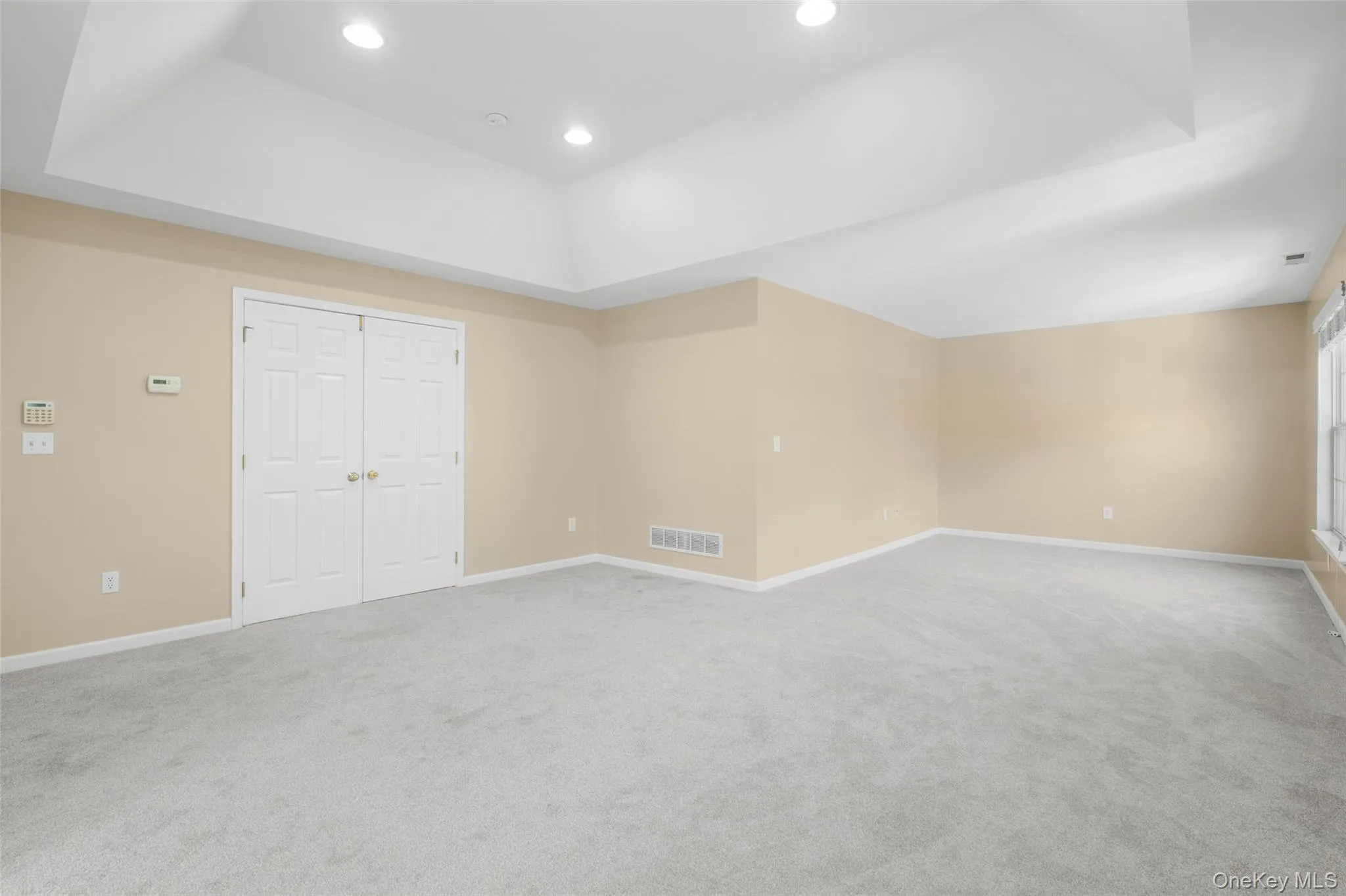 411 Vassar Place, Fishkill, NY, 4 Bedrooms Bedrooms, 12 Rooms Rooms,2 BathroomsBathrooms,Residential,For Rent,Vassar,0,987765 411 Vassar Place, Fishkill, NY, 4 Bedrooms Bedrooms, 12 Rooms Rooms,2 BathroomsBathrooms,Residential,For Rent,Vassar,0,987765