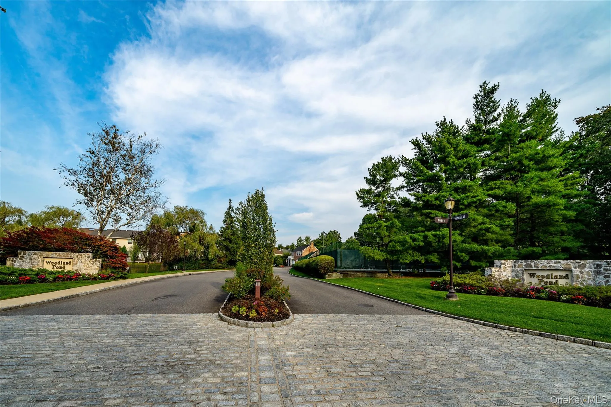 100 Woodlake Drive, Oyster Bay, NY, 3 Bedrooms Bedrooms, 6 Rooms Rooms,2 BathroomsBathrooms,Residential Lease,For Rent,Woodlake,0,987766 100 Woodlake Drive, Oyster Bay, NY, 3 Bedrooms Bedrooms, 6 Rooms Rooms,2 BathroomsBathrooms,Residential Lease,For Rent,Woodlake,0,987766