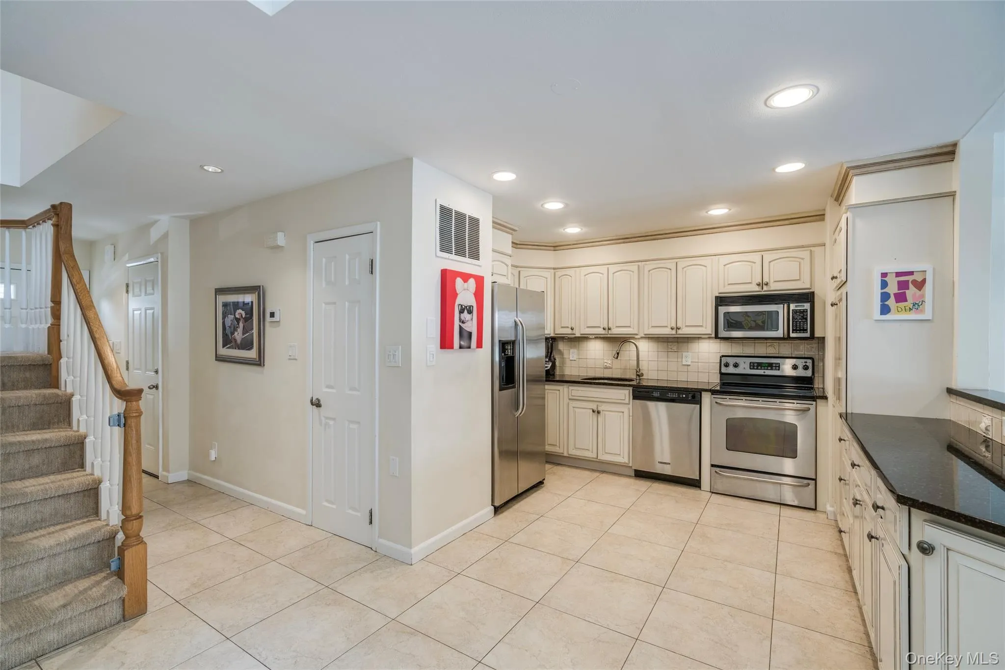 100 Woodlake Drive, Oyster Bay, NY, 3 Bedrooms Bedrooms, 6 Rooms Rooms,2 BathroomsBathrooms,Residential Lease,For Rent,Woodlake,0,987766 100 Woodlake Drive, Oyster Bay, NY, 3 Bedrooms Bedrooms, 6 Rooms Rooms,2 BathroomsBathrooms,Residential Lease,For Rent,Woodlake,0,987766
