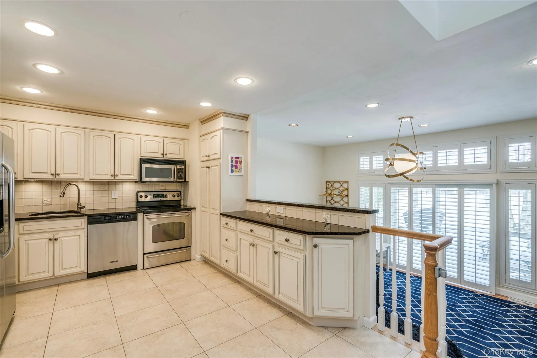 100 Woodlake Drive, Oyster Bay, NY, 3 Bedrooms Bedrooms, 6 Rooms Rooms,2 BathroomsBathrooms,Residential Lease,For Rent,Woodlake,0,987766 100 Woodlake Drive, Oyster Bay, NY, 3 Bedrooms Bedrooms, 6 Rooms Rooms,2 BathroomsBathrooms,Residential Lease,For Rent,Woodlake,0,987766