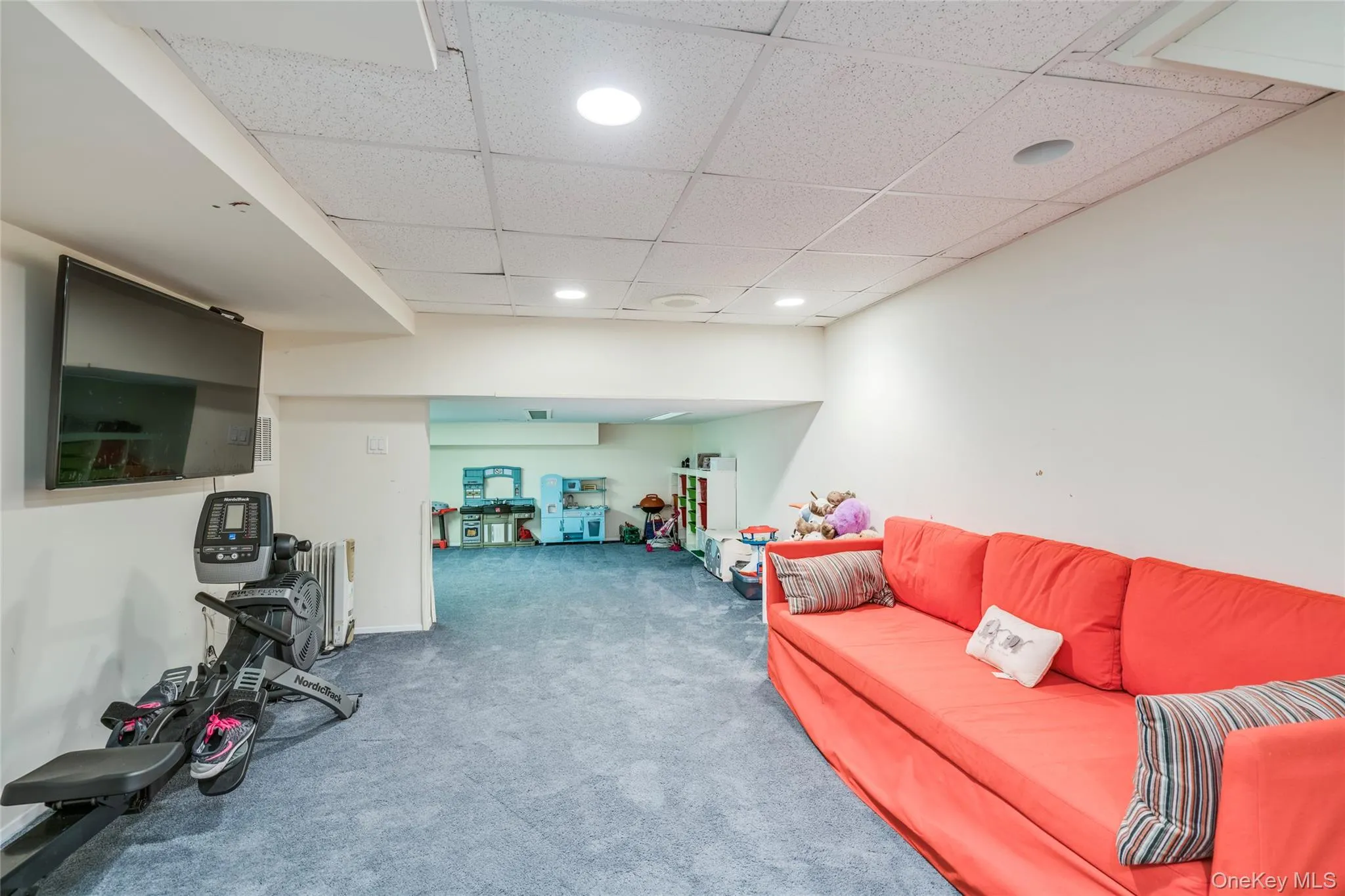 100 Woodlake Drive, Oyster Bay, NY, 3 Bedrooms Bedrooms, 6 Rooms Rooms,2 BathroomsBathrooms,Residential Lease,For Rent,Woodlake,0,987766 100 Woodlake Drive, Oyster Bay, NY, 3 Bedrooms Bedrooms, 6 Rooms Rooms,2 BathroomsBathrooms,Residential Lease,For Rent,Woodlake,0,987766