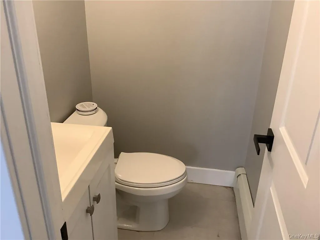 19 Mountainview Drive, Woodbury, NY, 4 Bedrooms Bedrooms, 8 Rooms Rooms,1 BathroomBathrooms,Residential Lease,For Rent,Mountainview,0,987767 19 Mountainview Drive, Woodbury, NY, 4 Bedrooms Bedrooms, 8 Rooms Rooms,1 BathroomBathrooms,Residential Lease,For Rent,Mountainview,0,987767