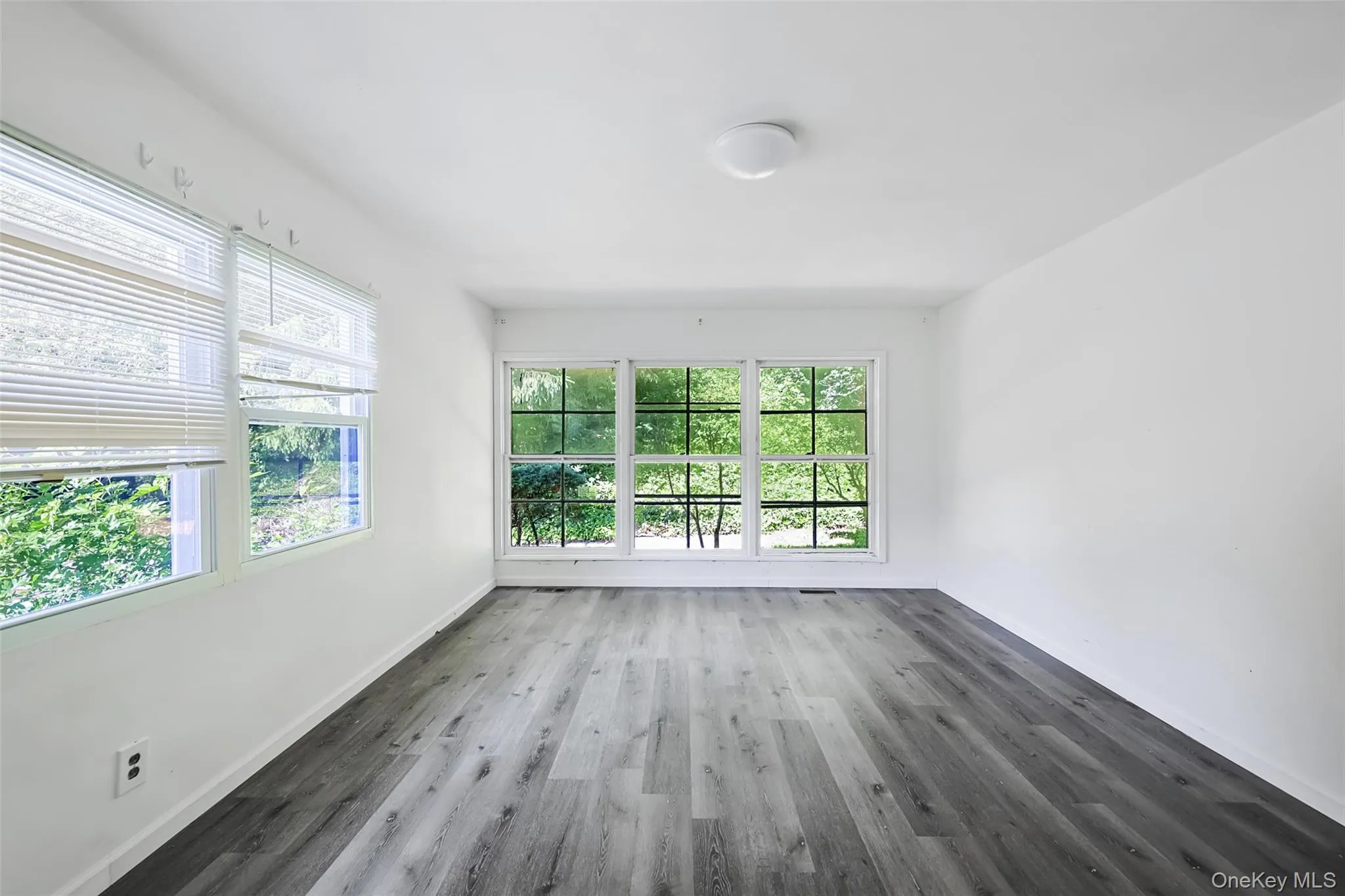 355 Shore Road, North Hempstead, NY, 5 Bedrooms Bedrooms, 10 Rooms Rooms,2 BathroomsBathrooms,Residential,For Rent,Shore,0,987770 355 Shore Road, North Hempstead, NY, 5 Bedrooms Bedrooms, 10 Rooms Rooms,2 BathroomsBathrooms,Residential,For Rent,Shore,0,987770