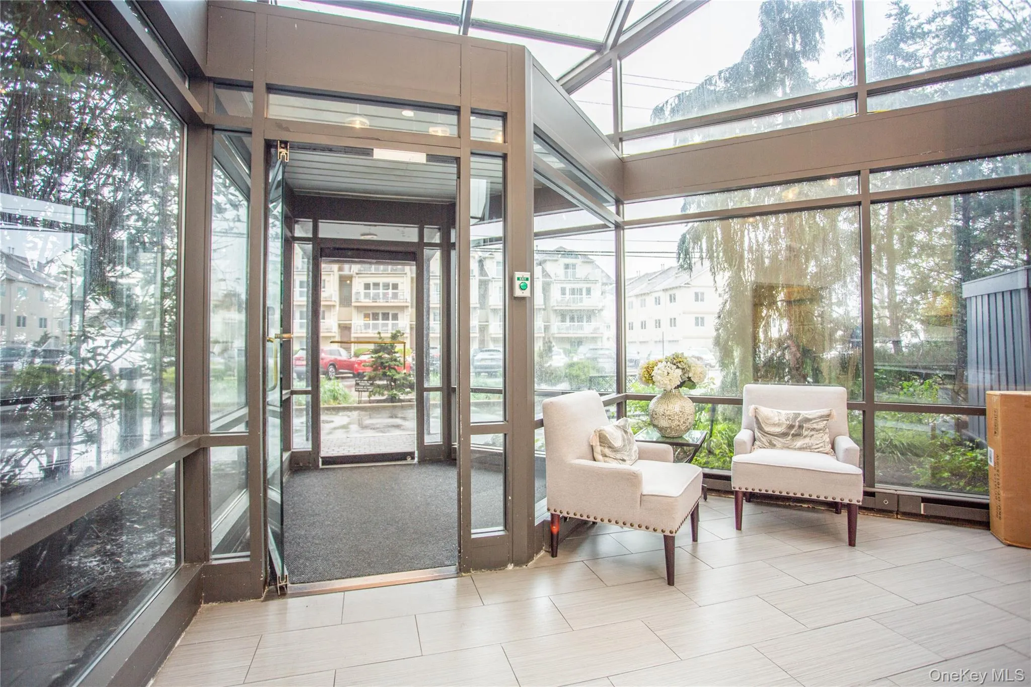 View of sunroom / solarium View of sunroom / solarium
