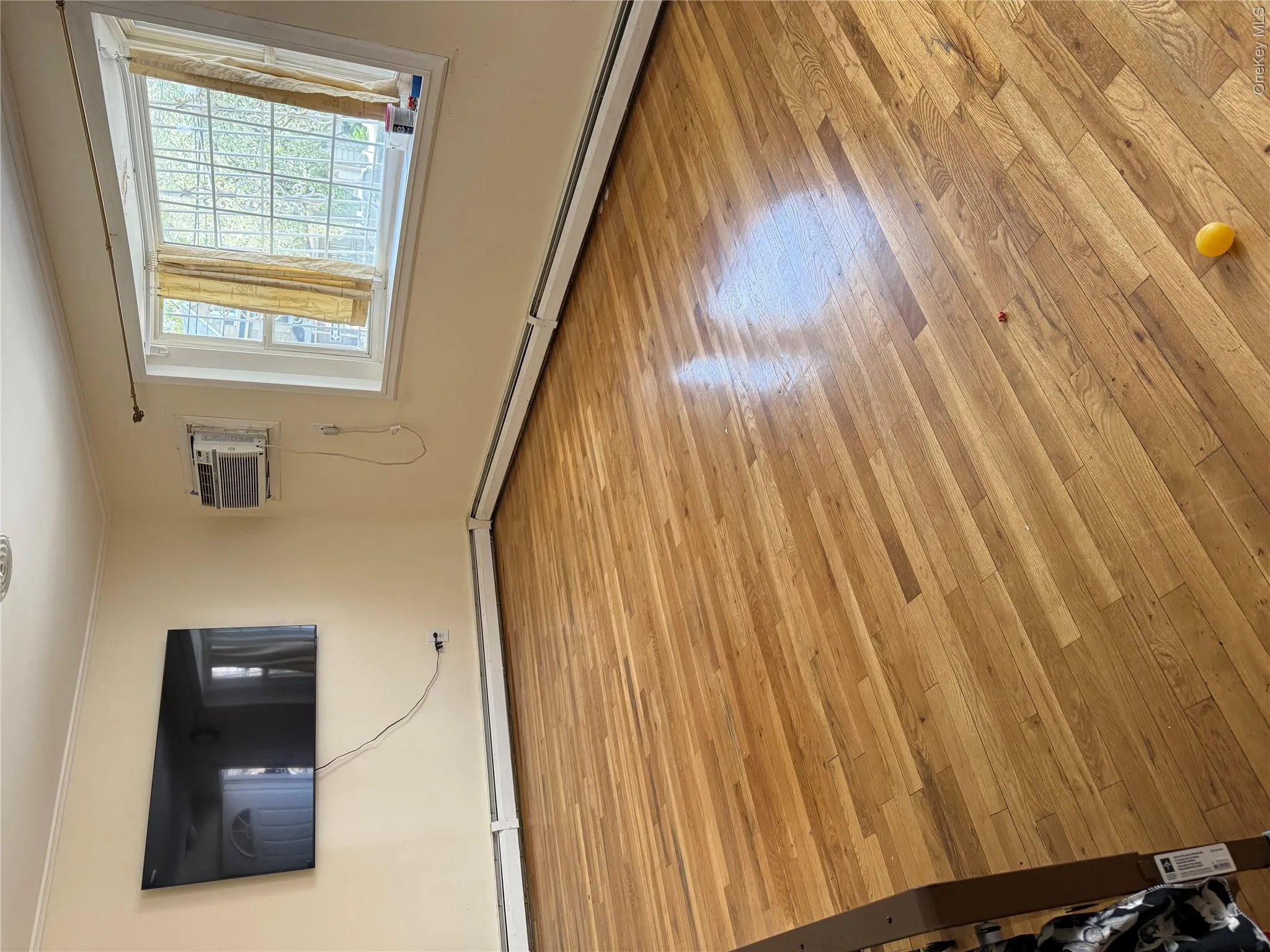 143-04 105th Avenue, New York, NY, 3 Bedrooms Bedrooms, 5 Rooms Rooms,2 BathroomsBathrooms,Residential Lease,For Rent,105th,0,987780 143-04 105th Avenue, New York, NY, 3 Bedrooms Bedrooms, 5 Rooms Rooms,2 BathroomsBathrooms,Residential Lease,For Rent,105th,0,987780