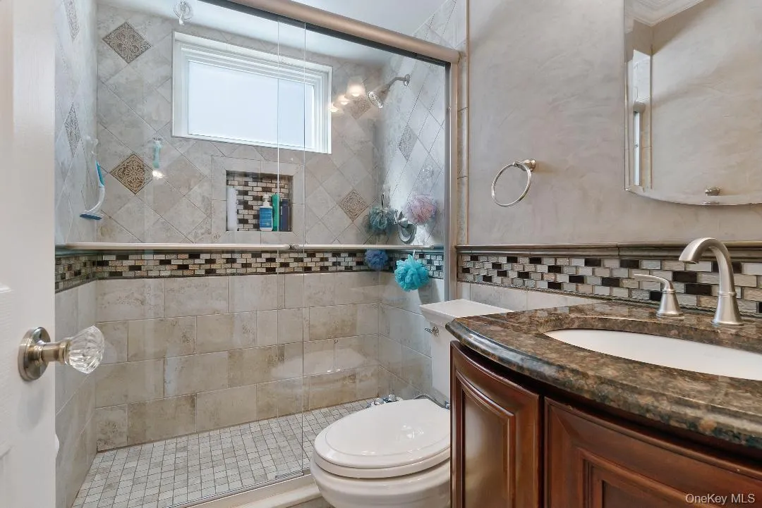 16207 85th Street, New York, NY, 5 Bedrooms Bedrooms, 10 Rooms Rooms,3 BathroomsBathrooms,Residential,For Rent,85th,0,KEY987794 16207 85th Street, New York, NY, 5 Bedrooms Bedrooms, 10 Rooms Rooms,3 BathroomsBathrooms,Residential,For Rent,85th,0,KEY987794