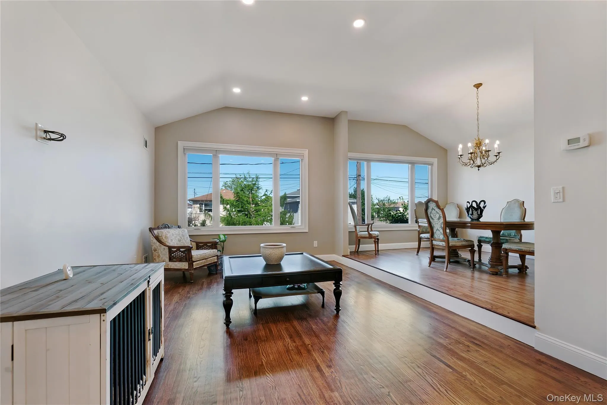 16207 85th Street, New York, NY, 5 Bedrooms Bedrooms, 10 Rooms Rooms,3 BathroomsBathrooms,Residential,For Rent,85th,0,KEY987794 16207 85th Street, New York, NY, 5 Bedrooms Bedrooms, 10 Rooms Rooms,3 BathroomsBathrooms,Residential,For Rent,85th,0,KEY987794