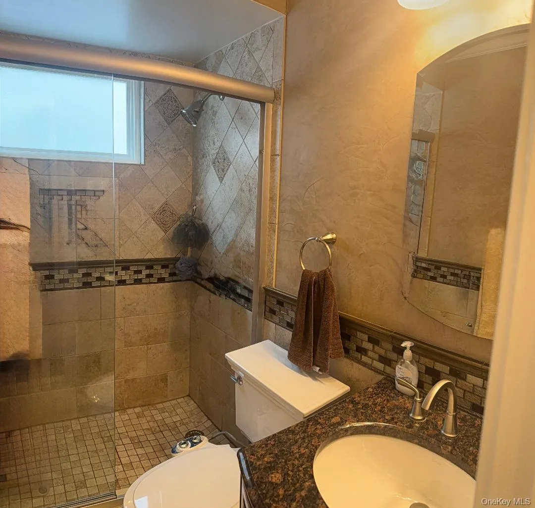 16207 85th Street, New York, NY, 5 Bedrooms Bedrooms, 10 Rooms Rooms,3 BathroomsBathrooms,Residential,For Rent,85th,0,987794 16207 85th Street, New York, NY, 5 Bedrooms Bedrooms, 10 Rooms Rooms,3 BathroomsBathrooms,Residential,For Rent,85th,0,987794