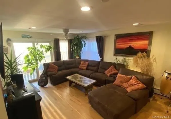 277 New York Avenue, Long Beach, NY, 4 Bedrooms Bedrooms, 6 Rooms Rooms,2 BathroomsBathrooms,Residential Lease,For Rent,New York,0,987795 277 New York Avenue, Long Beach, NY, 4 Bedrooms Bedrooms, 6 Rooms Rooms,2 BathroomsBathrooms,Residential Lease,For Rent,New York,0,987795