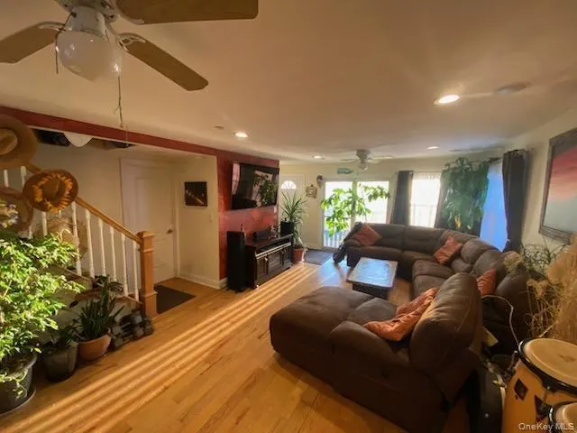277 New York Avenue, Long Beach, NY, 3 Bedrooms Bedrooms, 6 Rooms Rooms,2 BathroomsBathrooms,Residential Lease,For Rent,New York,0,987795 277 New York Avenue, Long Beach, NY, 3 Bedrooms Bedrooms, 6 Rooms Rooms,2 BathroomsBathrooms,Residential Lease,For Rent,New York,0,987795
