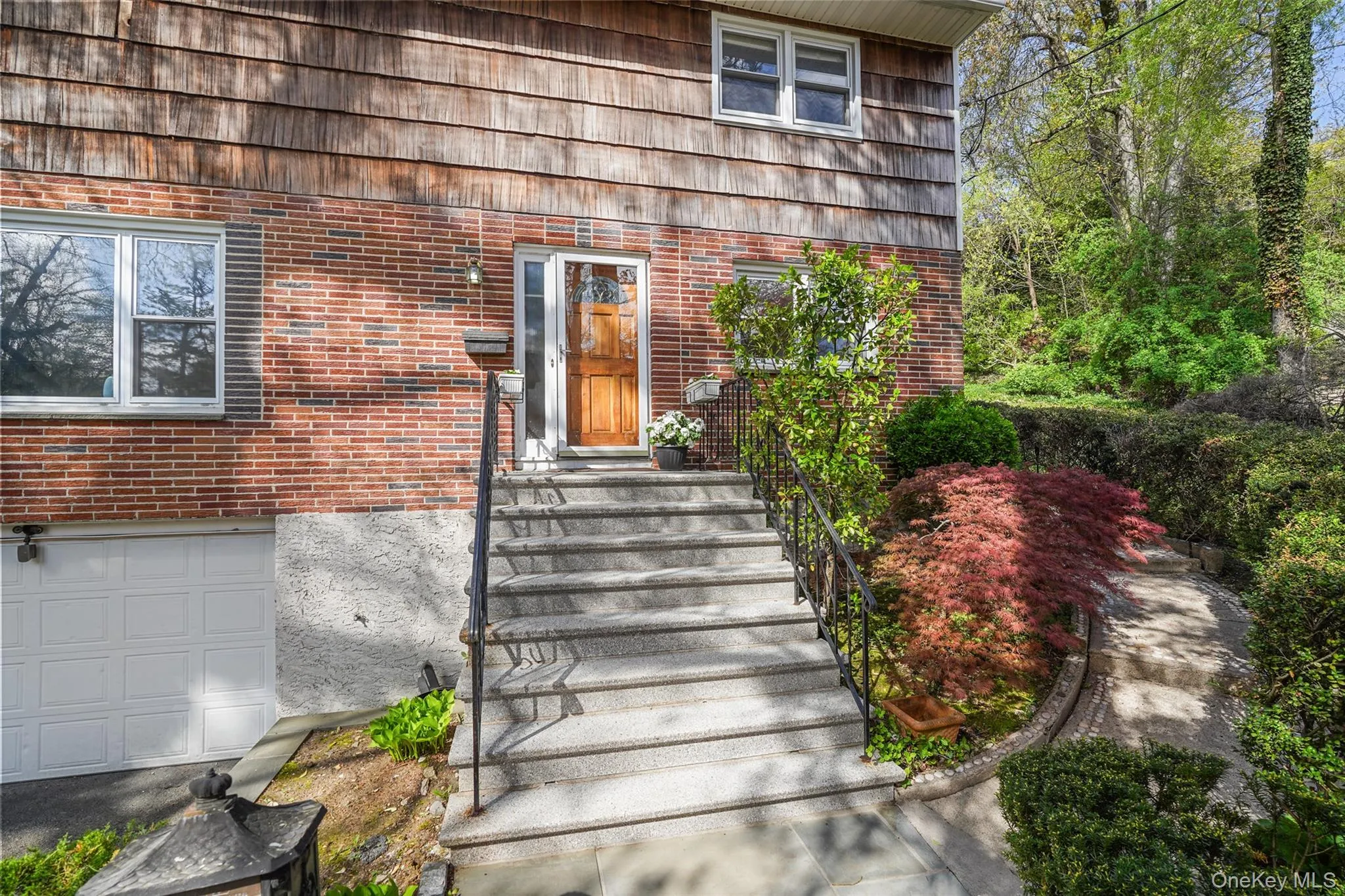 2 Rockledge Road, Yonkers, NY, 4 Bedrooms Bedrooms, 8 Rooms Rooms,2 BathroomsBathrooms,Residential Sale,For Rent,Rockledge,0,987796 2 Rockledge Road, Yonkers, NY, 4 Bedrooms Bedrooms, 8 Rooms Rooms,2 BathroomsBathrooms,Residential Sale,For Rent,Rockledge,0,987796
