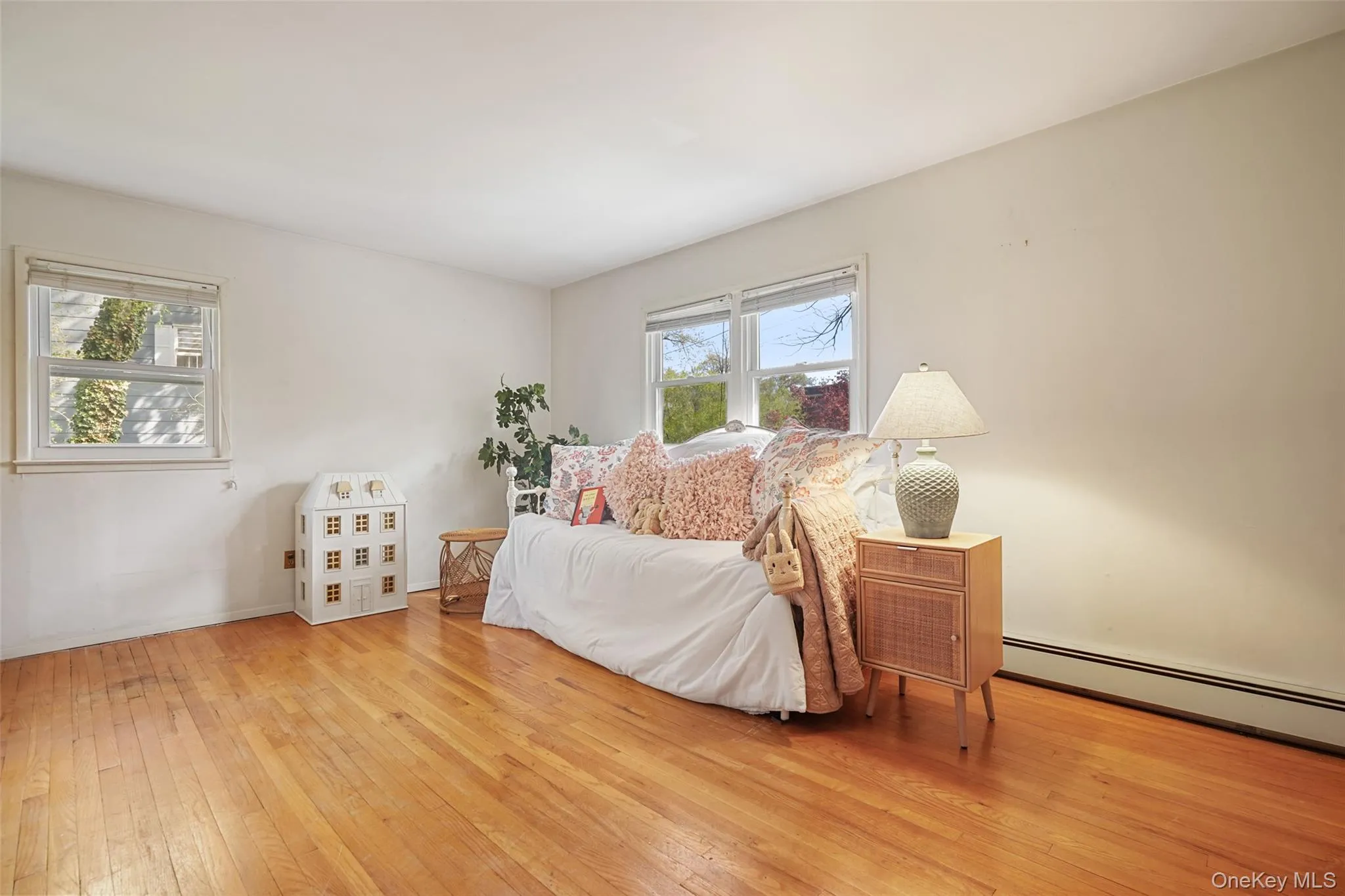 2 Rockledge Road, Yonkers, NY, 4 Bedrooms Bedrooms, 8 Rooms Rooms,2 BathroomsBathrooms,Residential Sale,For Rent,Rockledge,0,987796 2 Rockledge Road, Yonkers, NY, 4 Bedrooms Bedrooms, 8 Rooms Rooms,2 BathroomsBathrooms,Residential Sale,For Rent,Rockledge,0,987796