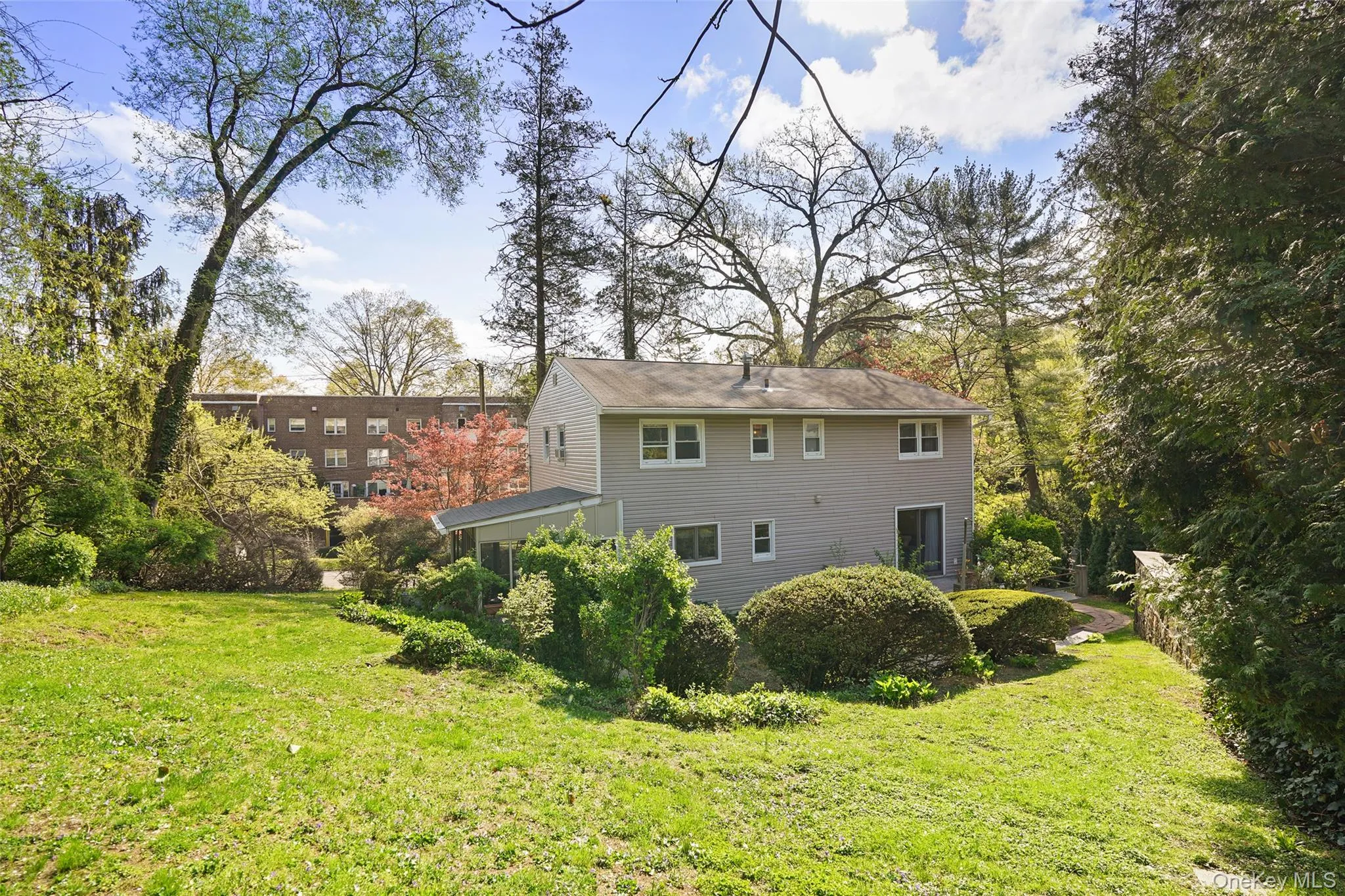 2 Rockledge Road, Yonkers, NY, 4 Bedrooms Bedrooms, 8 Rooms Rooms,2 BathroomsBathrooms,Residential Sale,For Rent,Rockledge,0,987796 2 Rockledge Road, Yonkers, NY, 4 Bedrooms Bedrooms, 8 Rooms Rooms,2 BathroomsBathrooms,Residential Sale,For Rent,Rockledge,0,987796