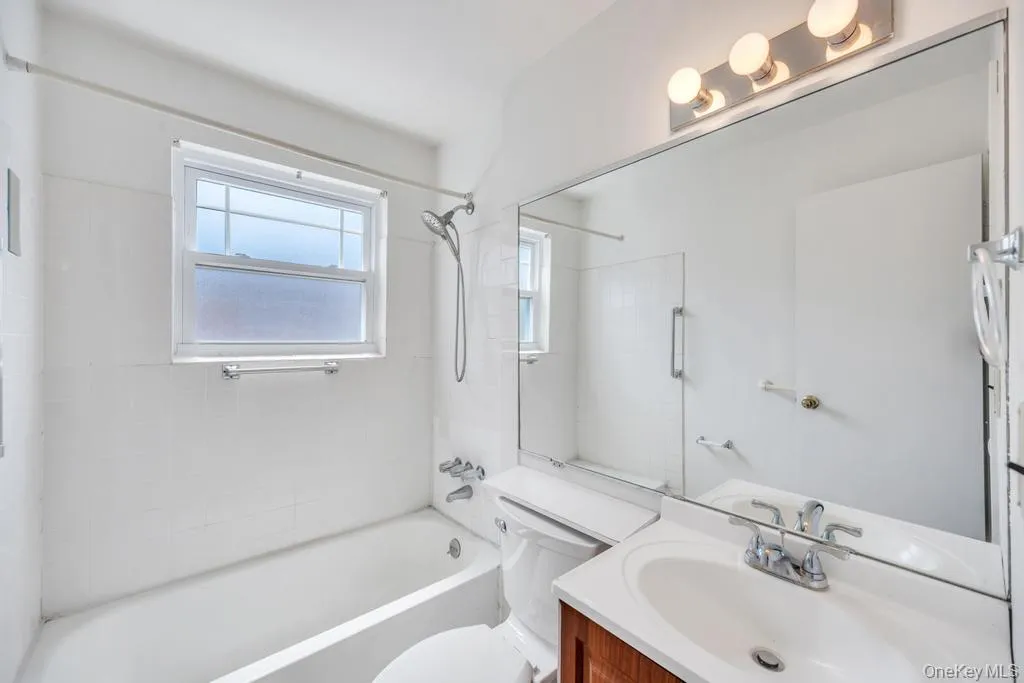 63 Fairharbor Drive, Brookhaven, NY, 1 Bedroom Bedrooms, 4 Rooms Rooms,1 BathroomBathrooms,Residential,For Rent,Fairharbor Drive,0,987802 63 Fairharbor Drive, Brookhaven, NY, 1 Bedroom Bedrooms, 4 Rooms Rooms,1 BathroomBathrooms,Residential,For Rent,Fairharbor Drive,0,987802